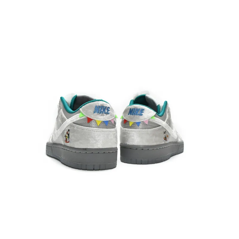 PK Dunk SB Low Ice (W), DO2326-001