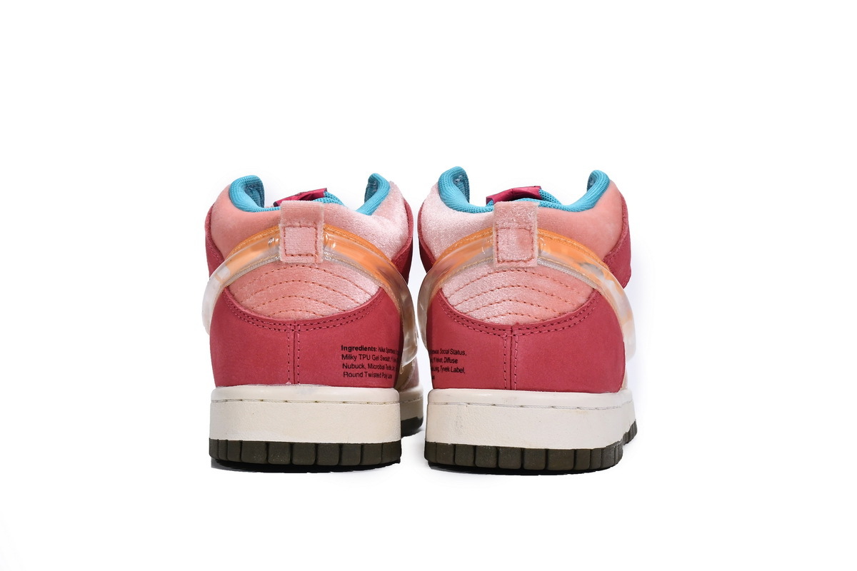 PK Dunk SB Mid Social Status Free Lunch Strawberry Milk, DJ1173-600