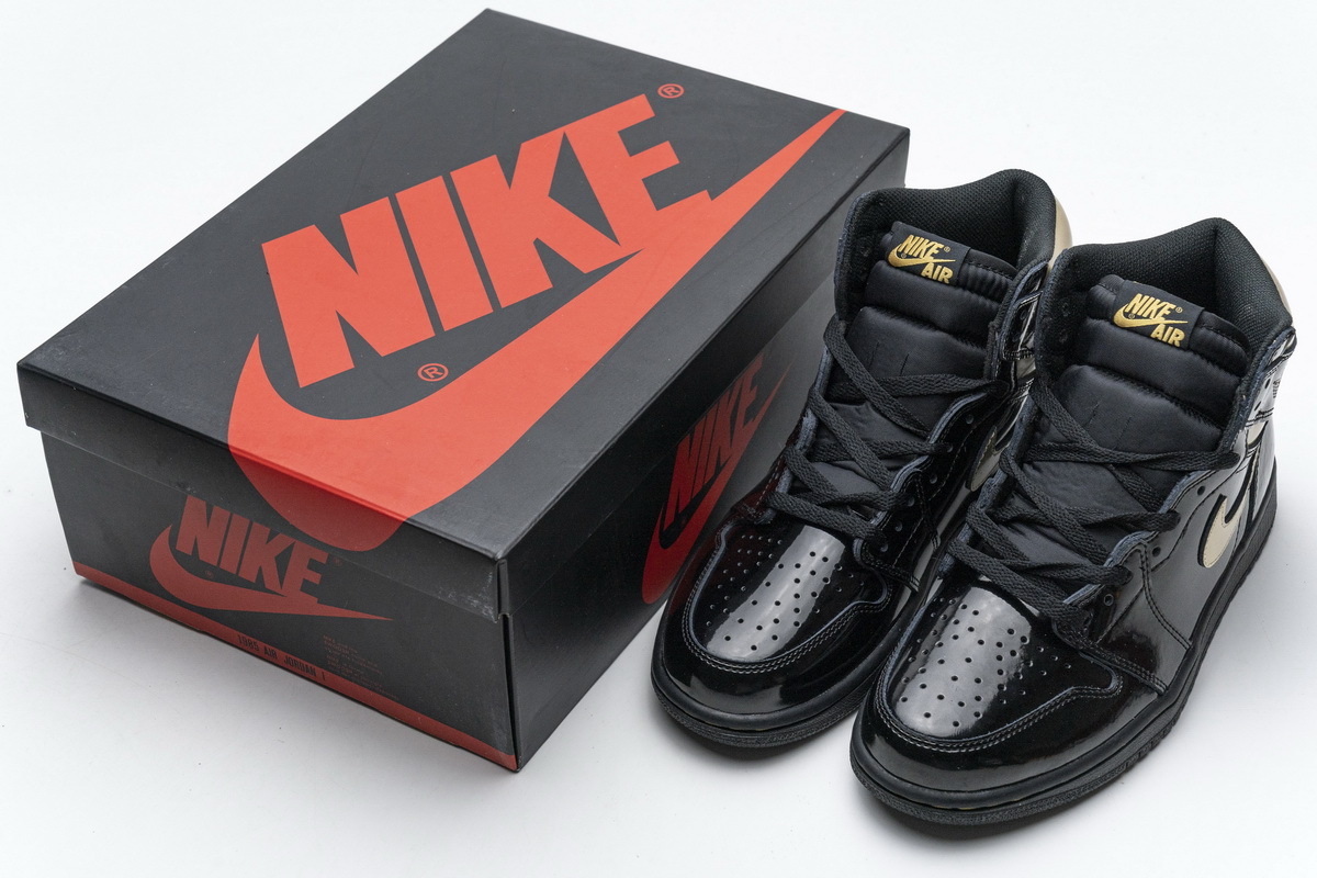 H12 Jordan 1 Retro High Black Metallic Gold (2020), 555088-032