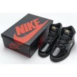 H12 Jordan 1 Retro High Black Metallic Gold (2020), 555088-032