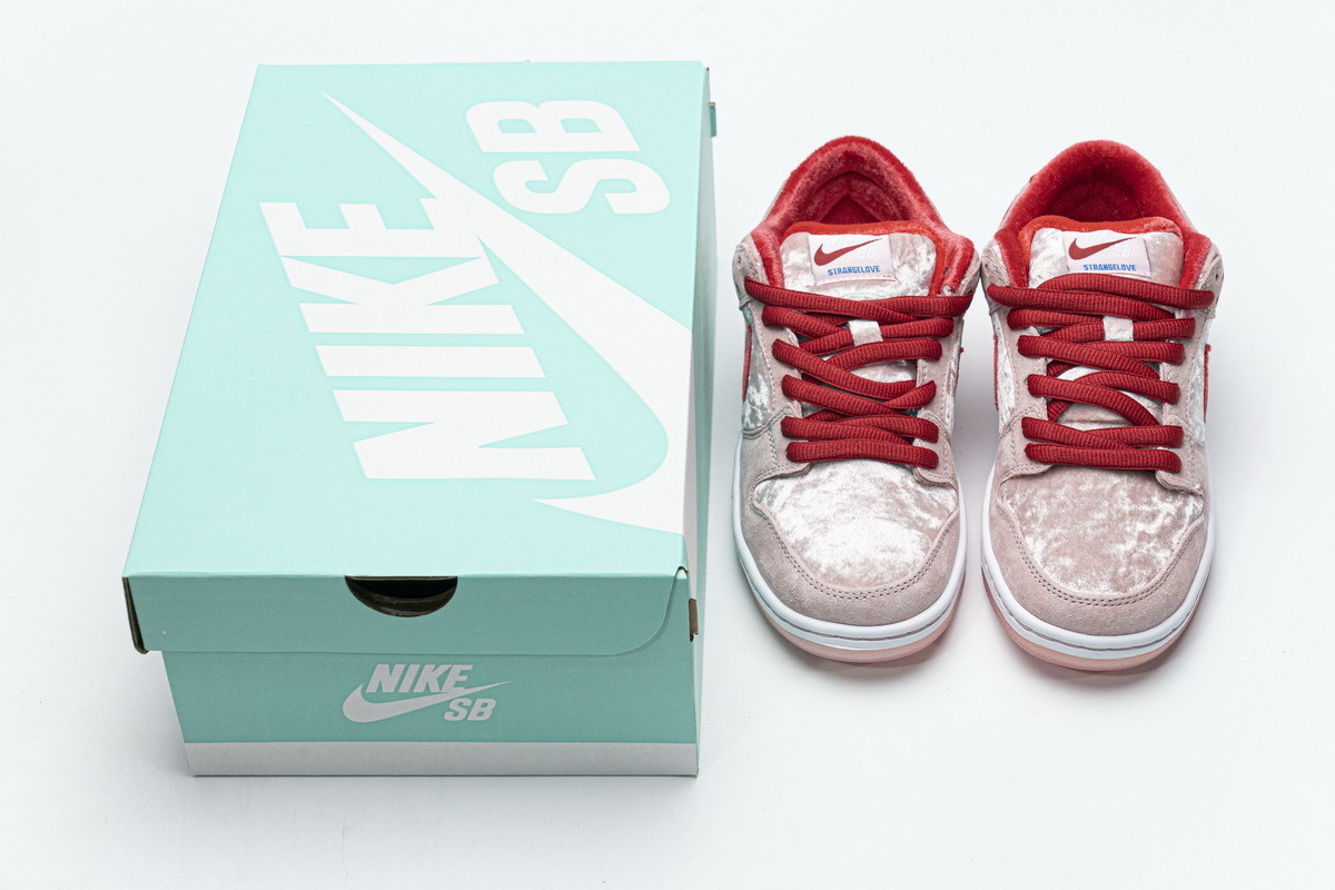 PK Dunk SB Low StrangeLove Skateboards (Regular Box), CT2552-800