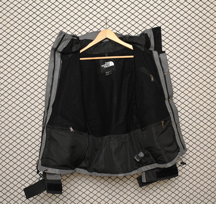 PK TheNorthFace Black and Graphite