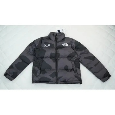 PK TheNorthFace Splicing White And XX black 01