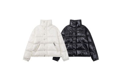  Moncler Down jacket 02