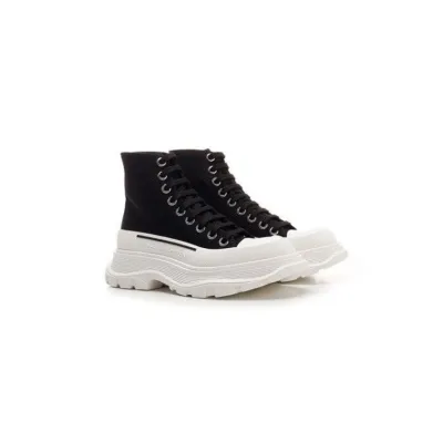 PK  White "tread Slick" Lace-up Combat Boot 01