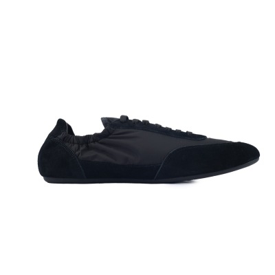 H12 Prada Collapse Black 02