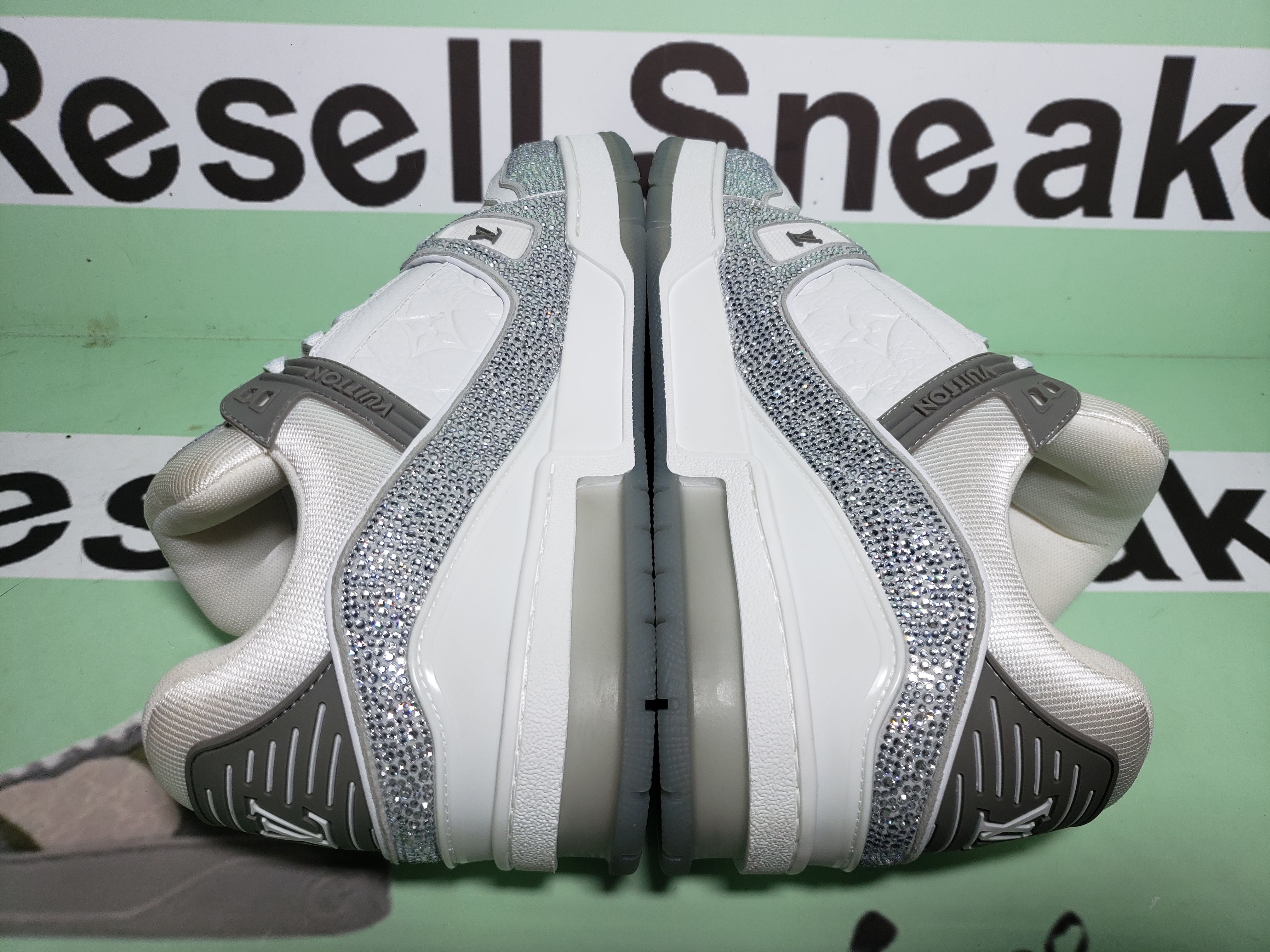 PK LOUIS VUITTON Trainer Grey white Diamond