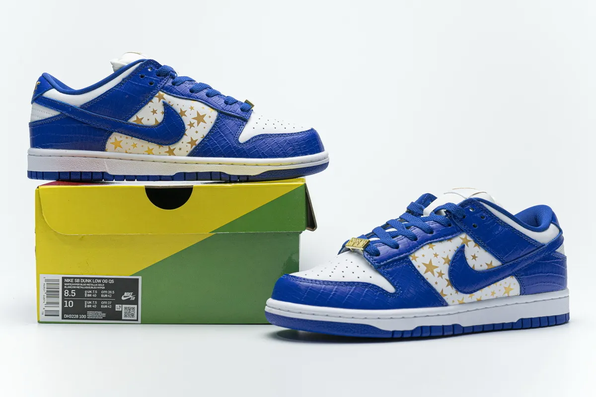 Dunk SB Low Supreme Stars Hyper Royal (2021)