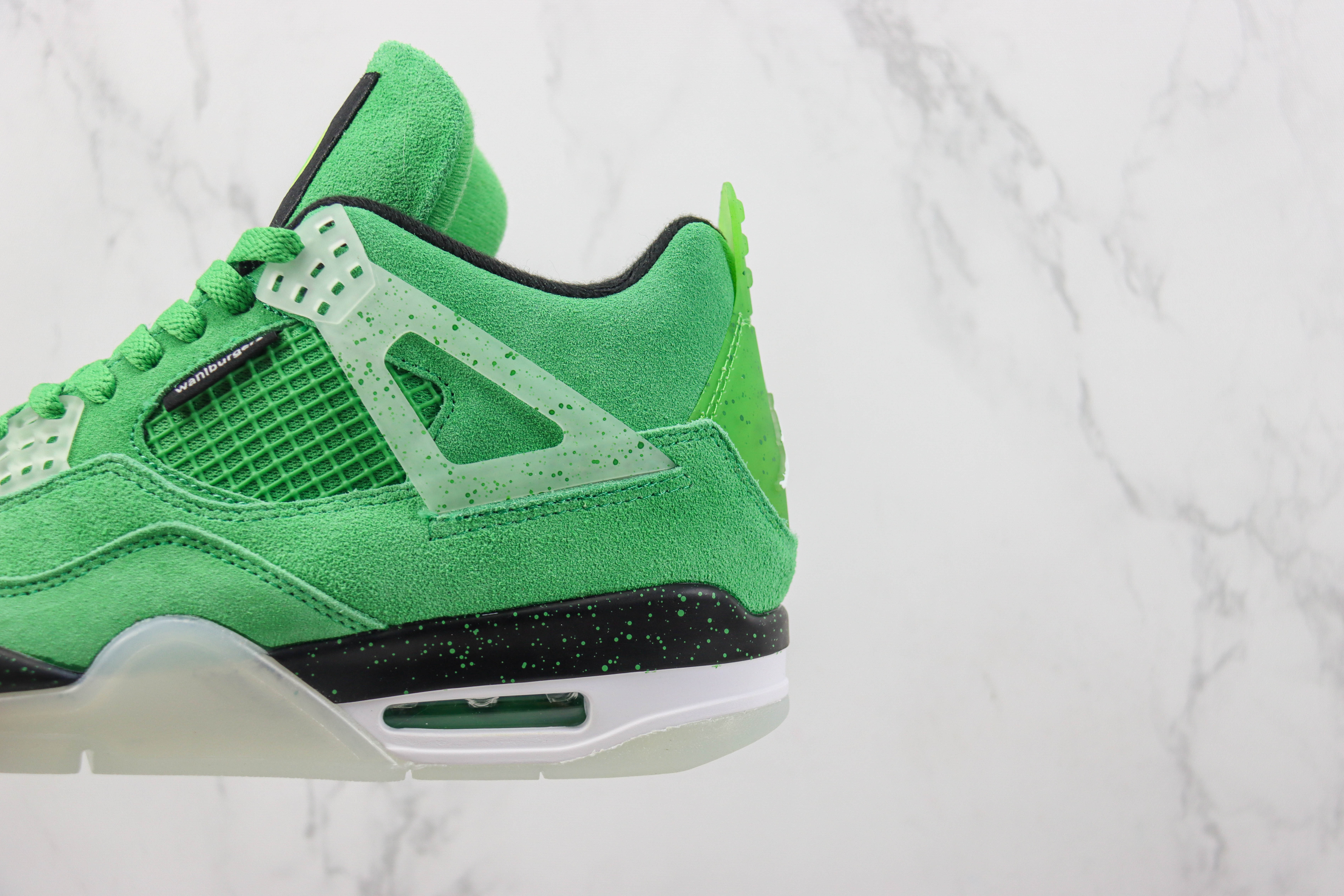 Air Jordan 4 Retro Emerald Green Black