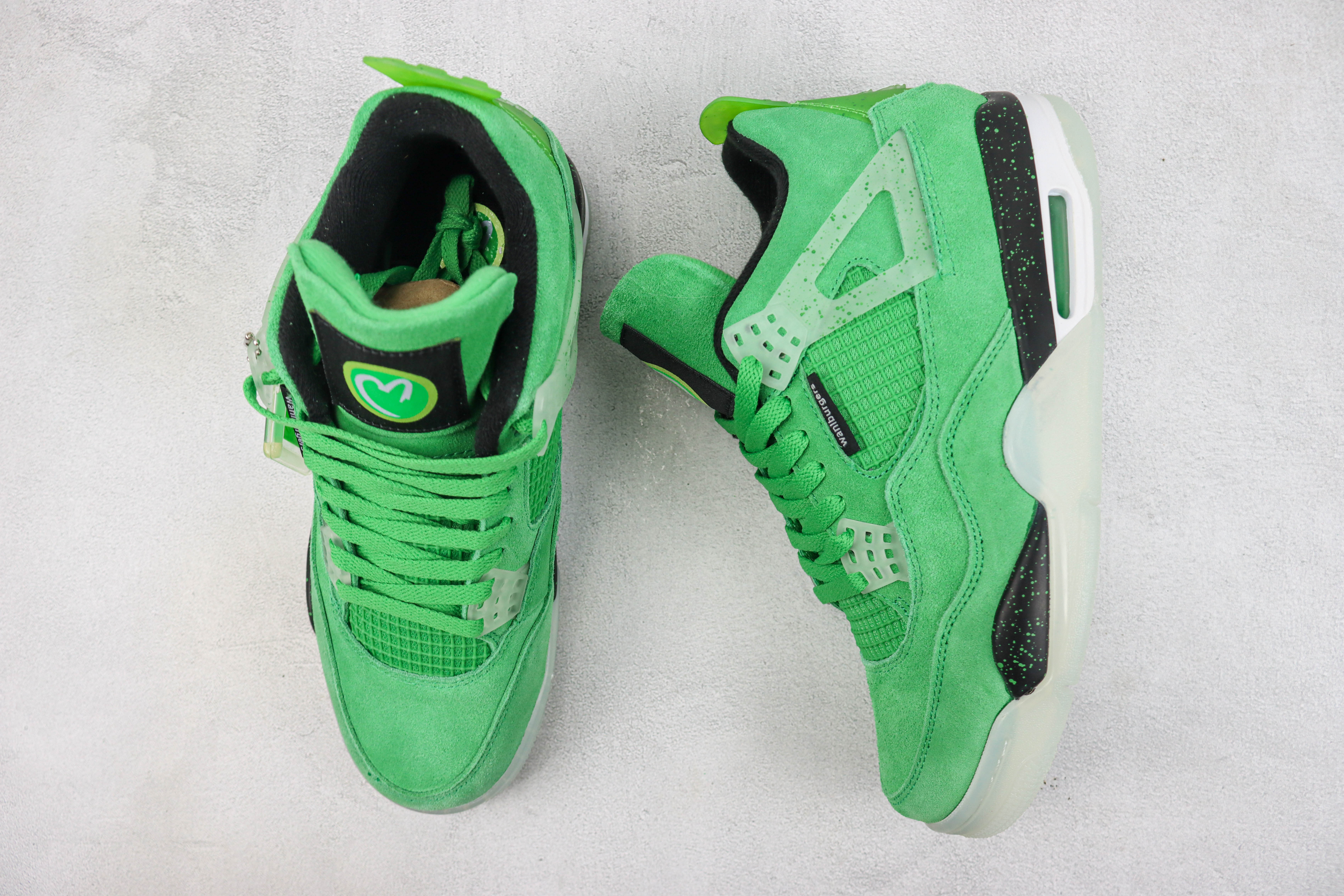 Air Jordan 4 Retro Emerald Green Black