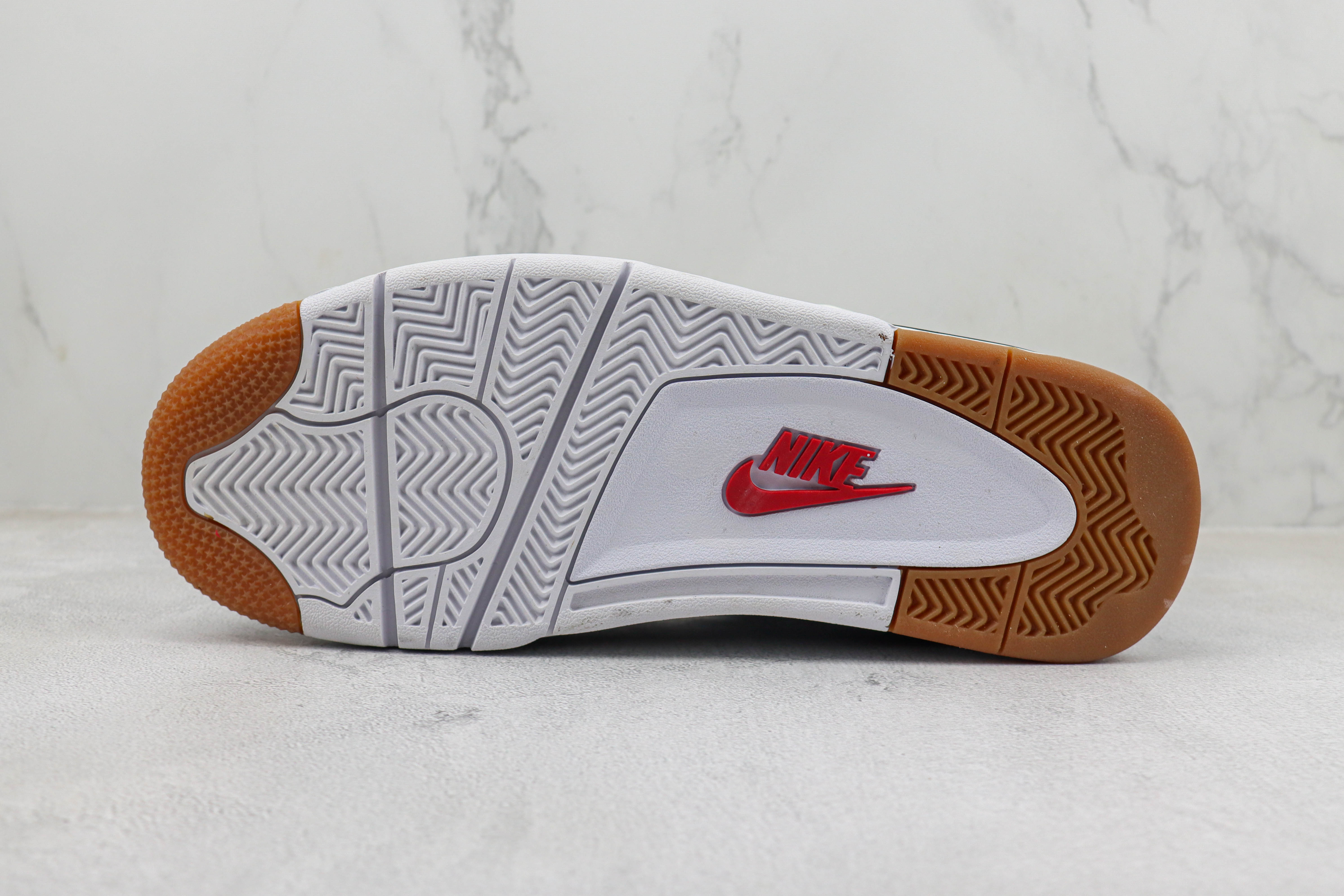 Air Jordan 4 White Black