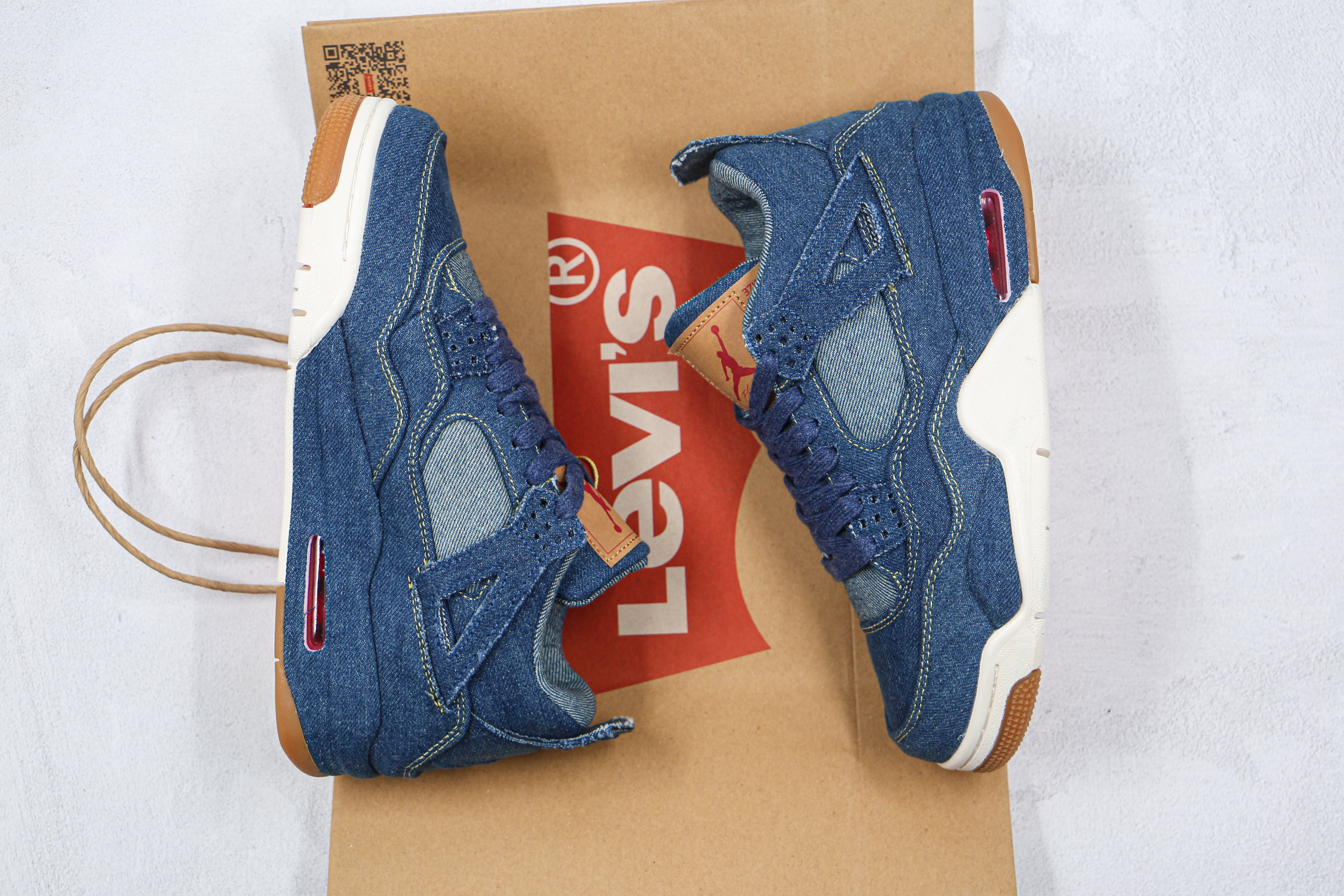 Levi’s x Air Jordan 4 Levi's Blue