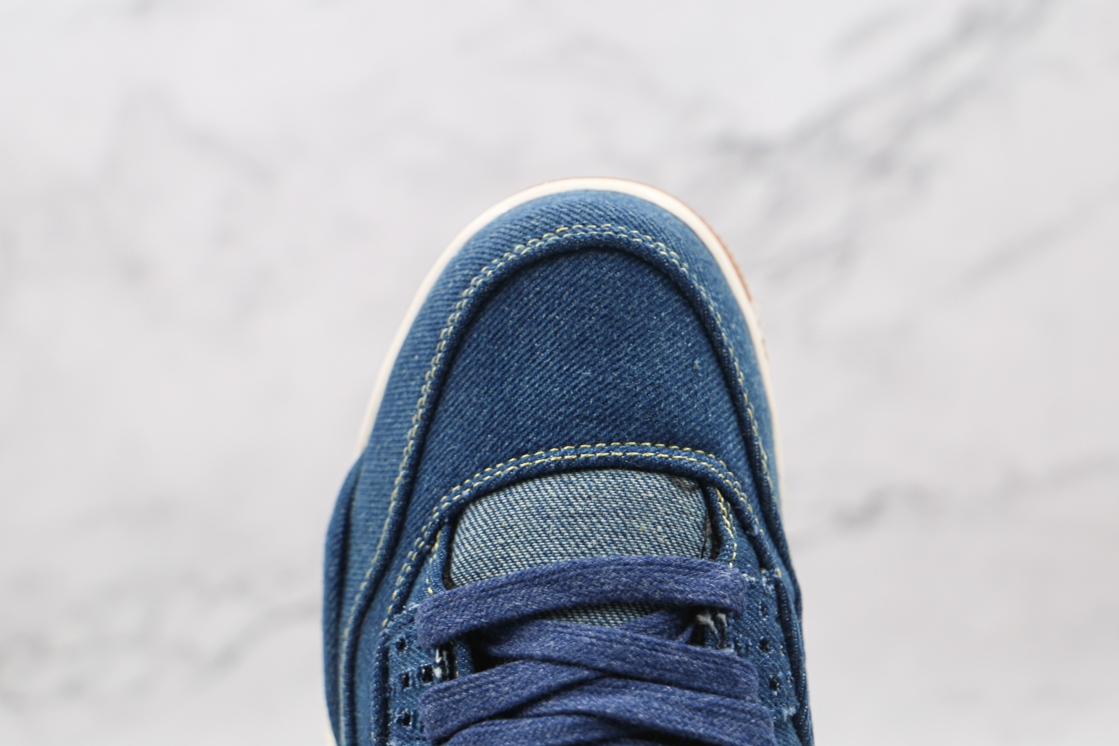 Levi’s x Air Jordan 4 Levi's Blue