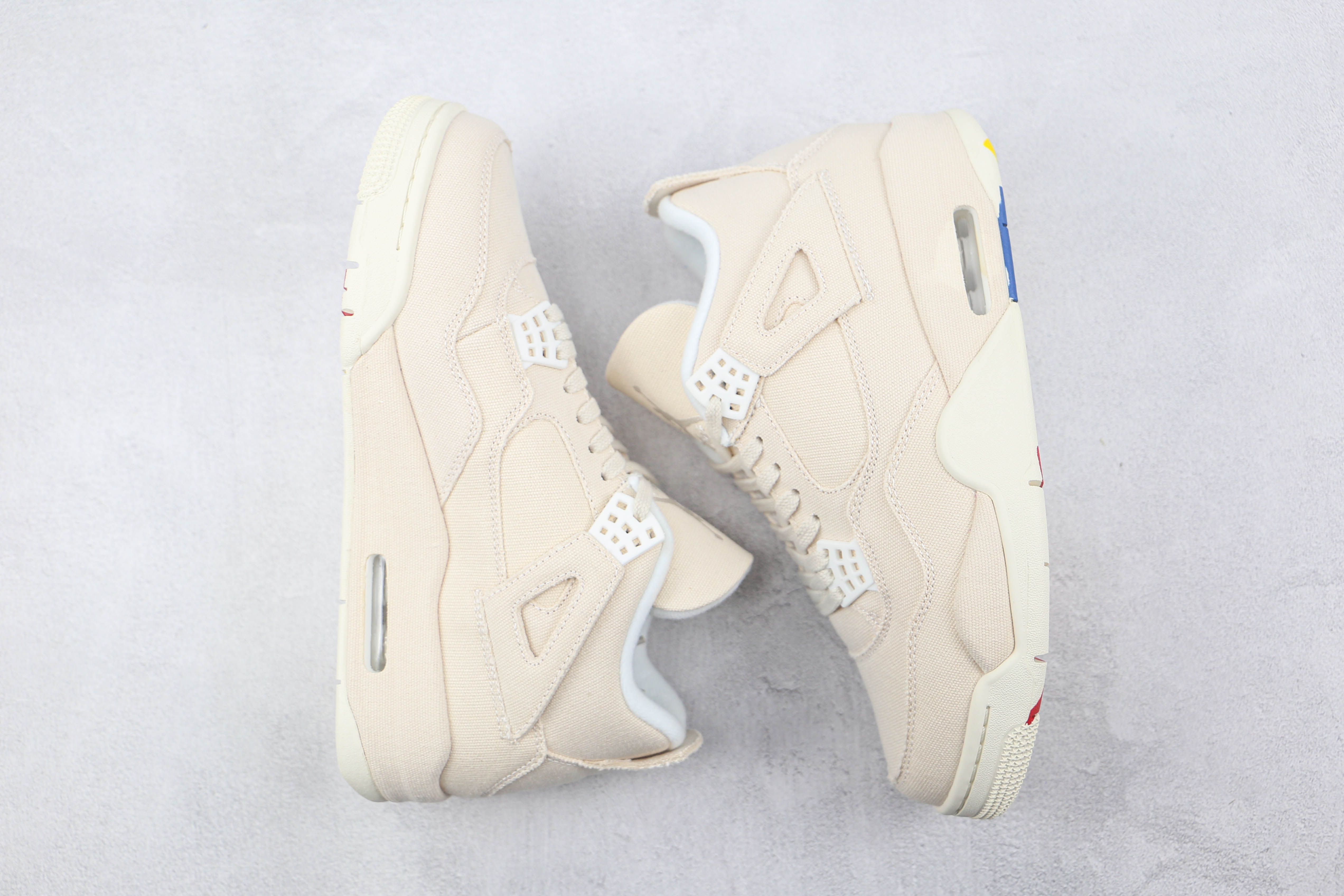 Air Jordan 4 WMNS “Canvas”