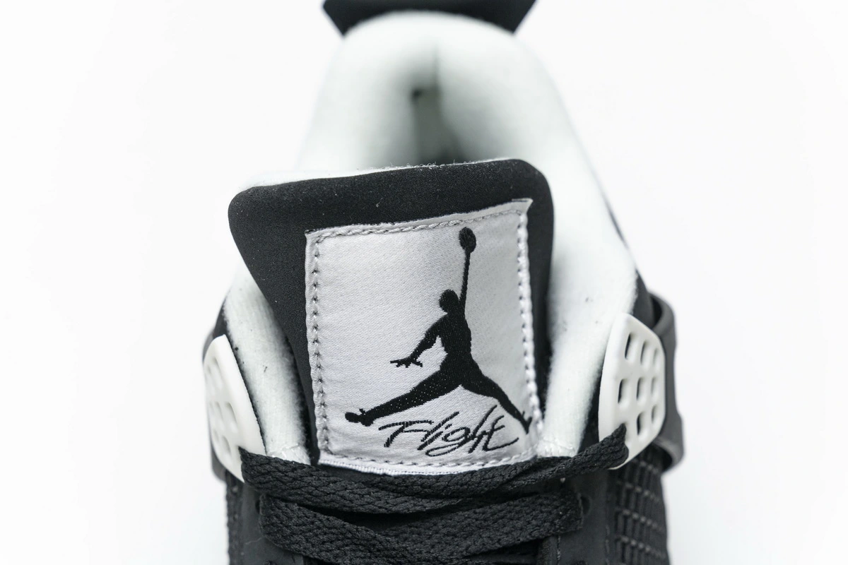 Air Jordan 4 Retro “Fear Pack”