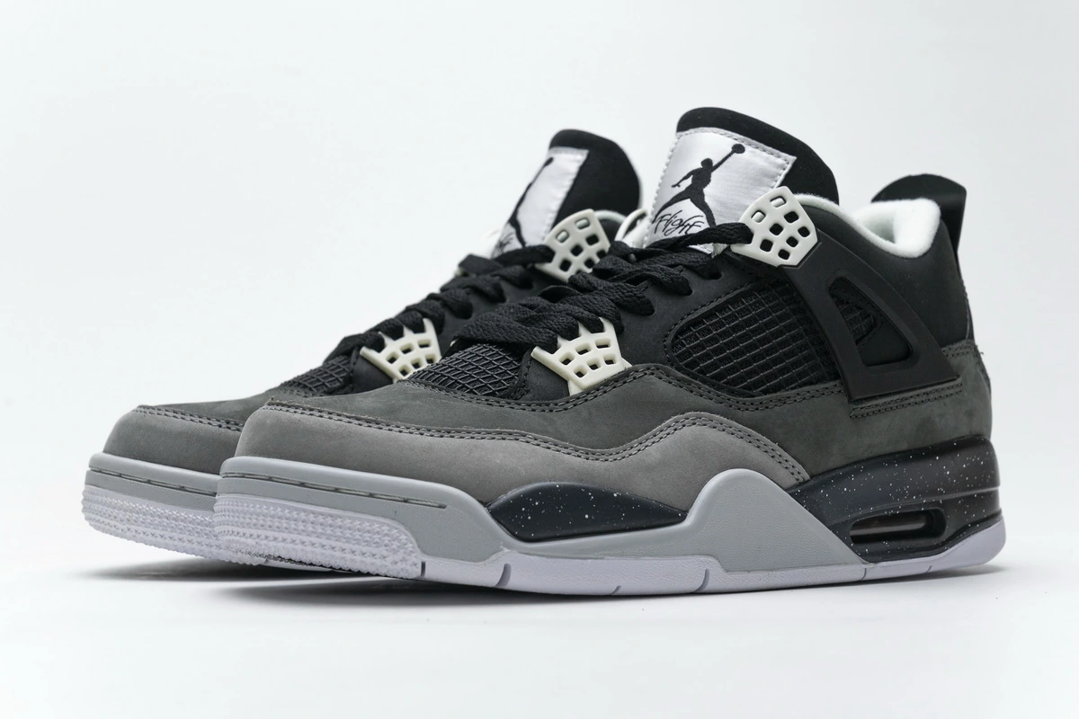 Air Jordan 4 Retro “Fear Pack”