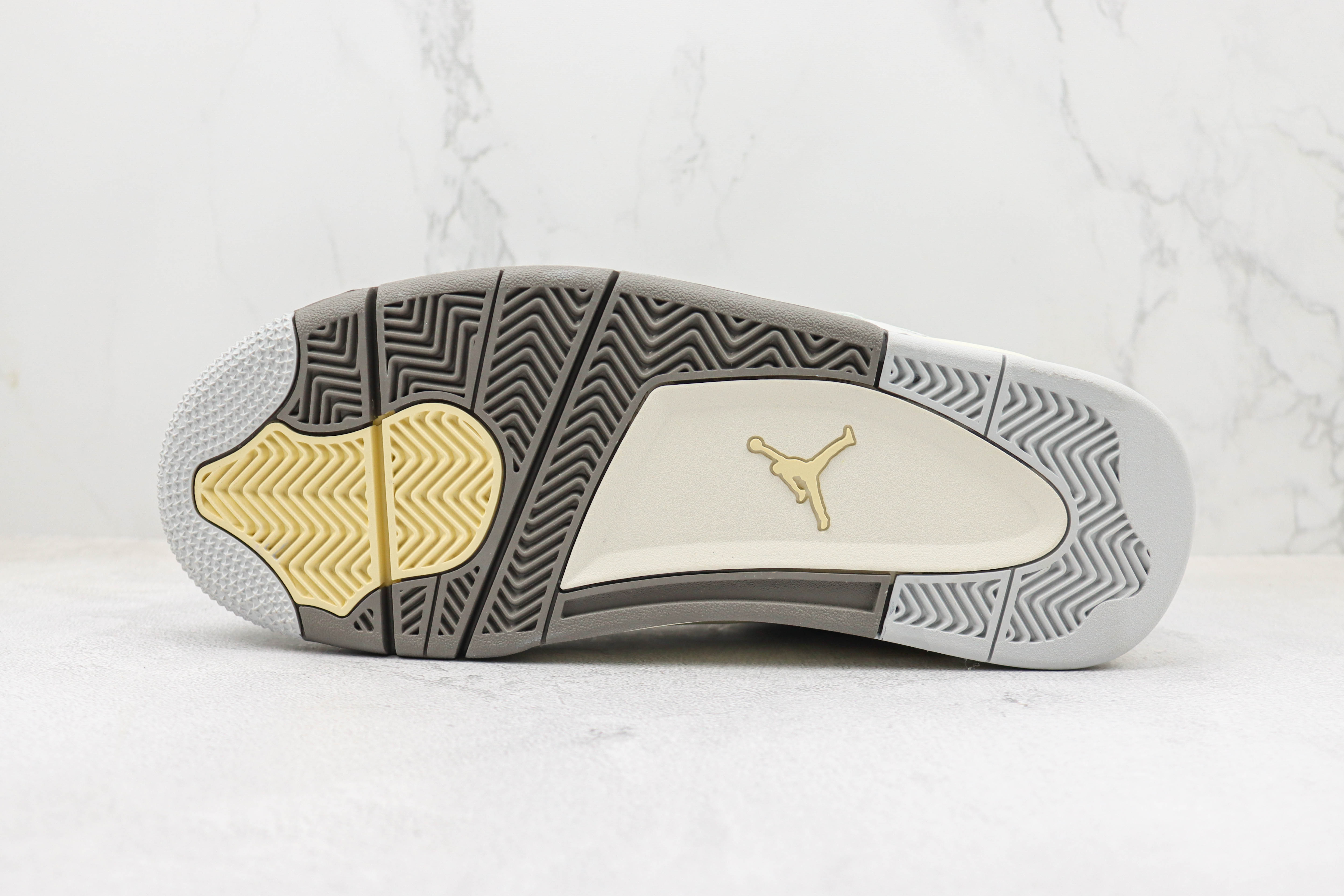 Air Jordan 4 SE “Craft”