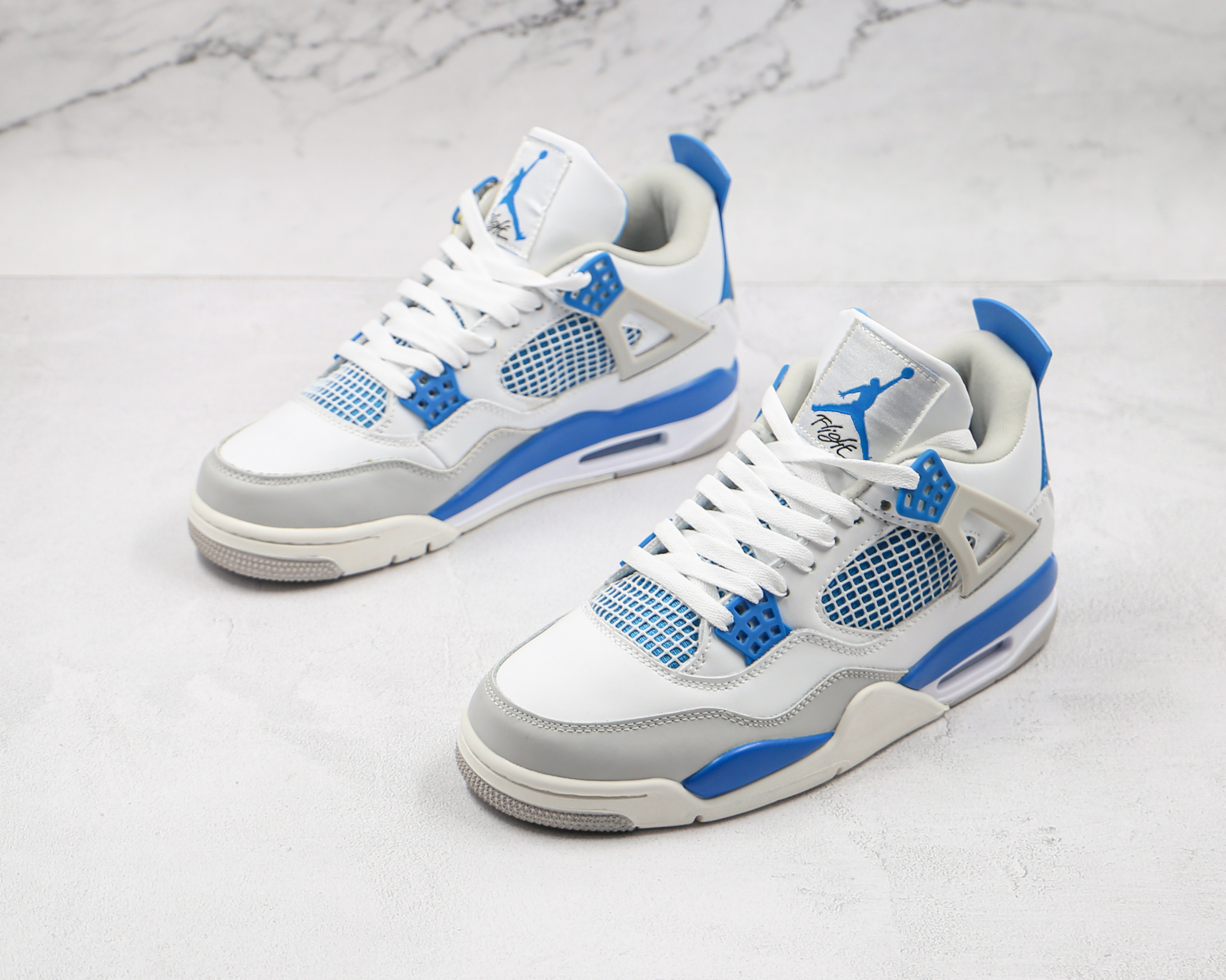 Air Jordan 4 Retro Military Blue