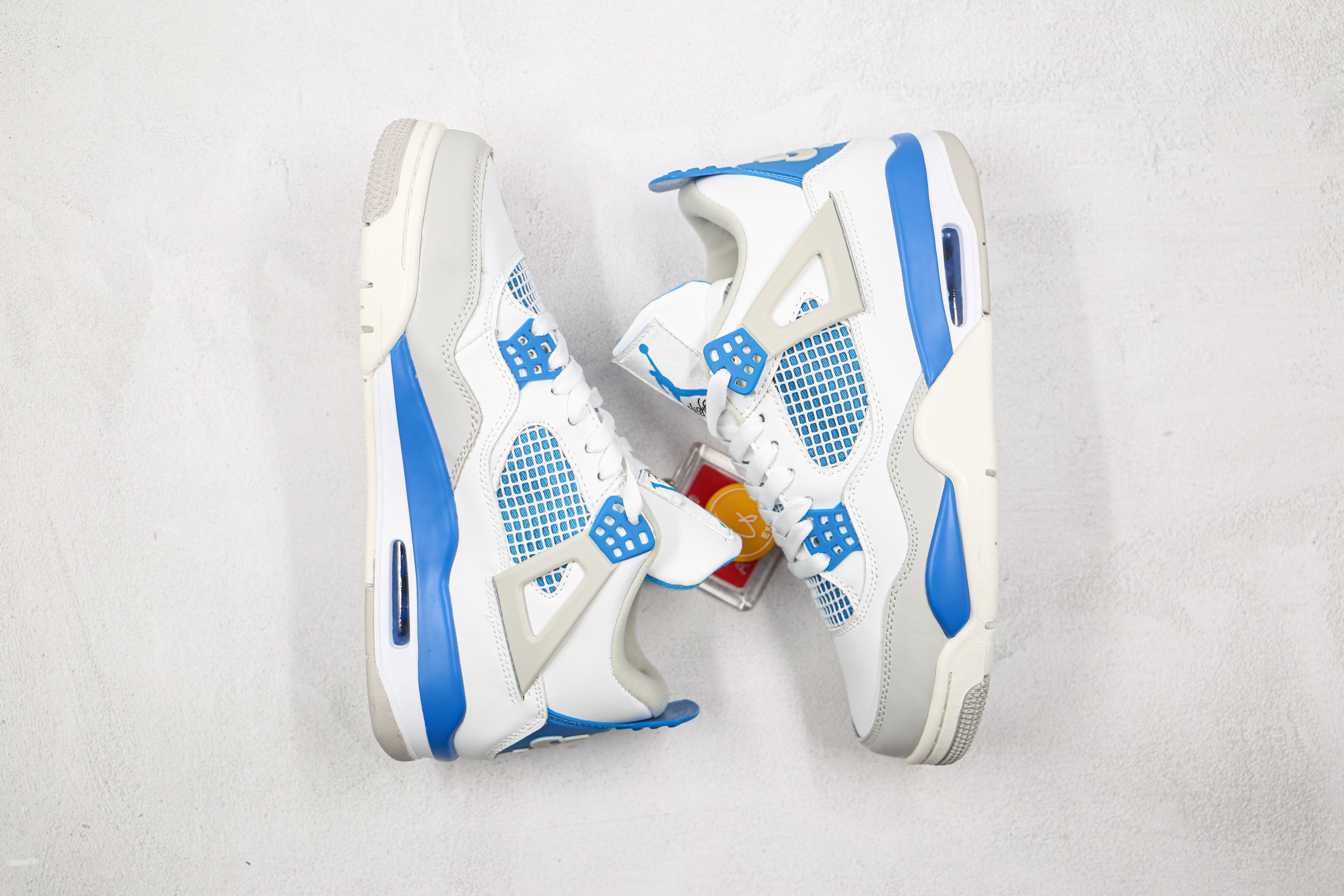 Air Jordan 4 Retro Military Blue