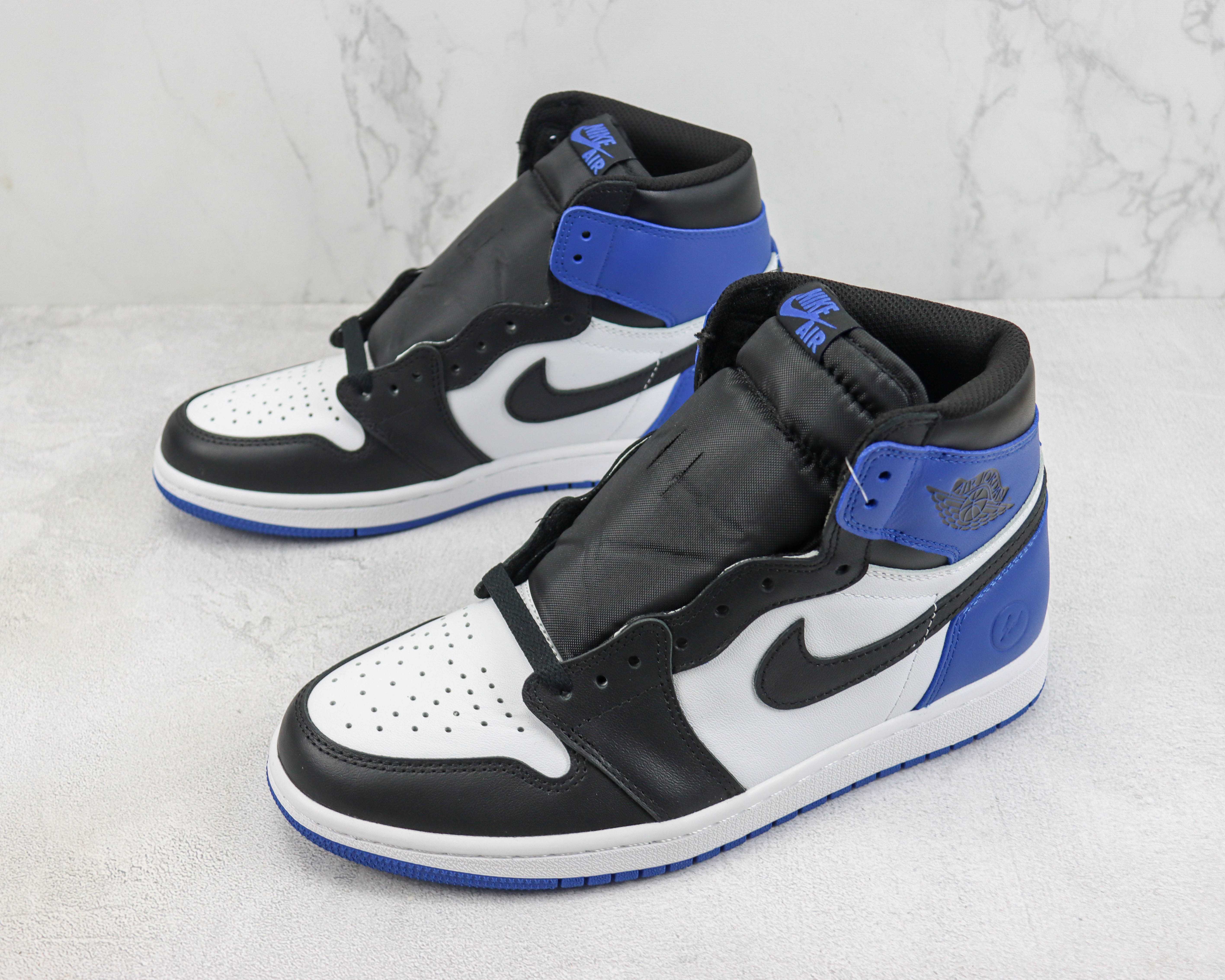 Air Jordan 1 Retro High OG x Fragment Design