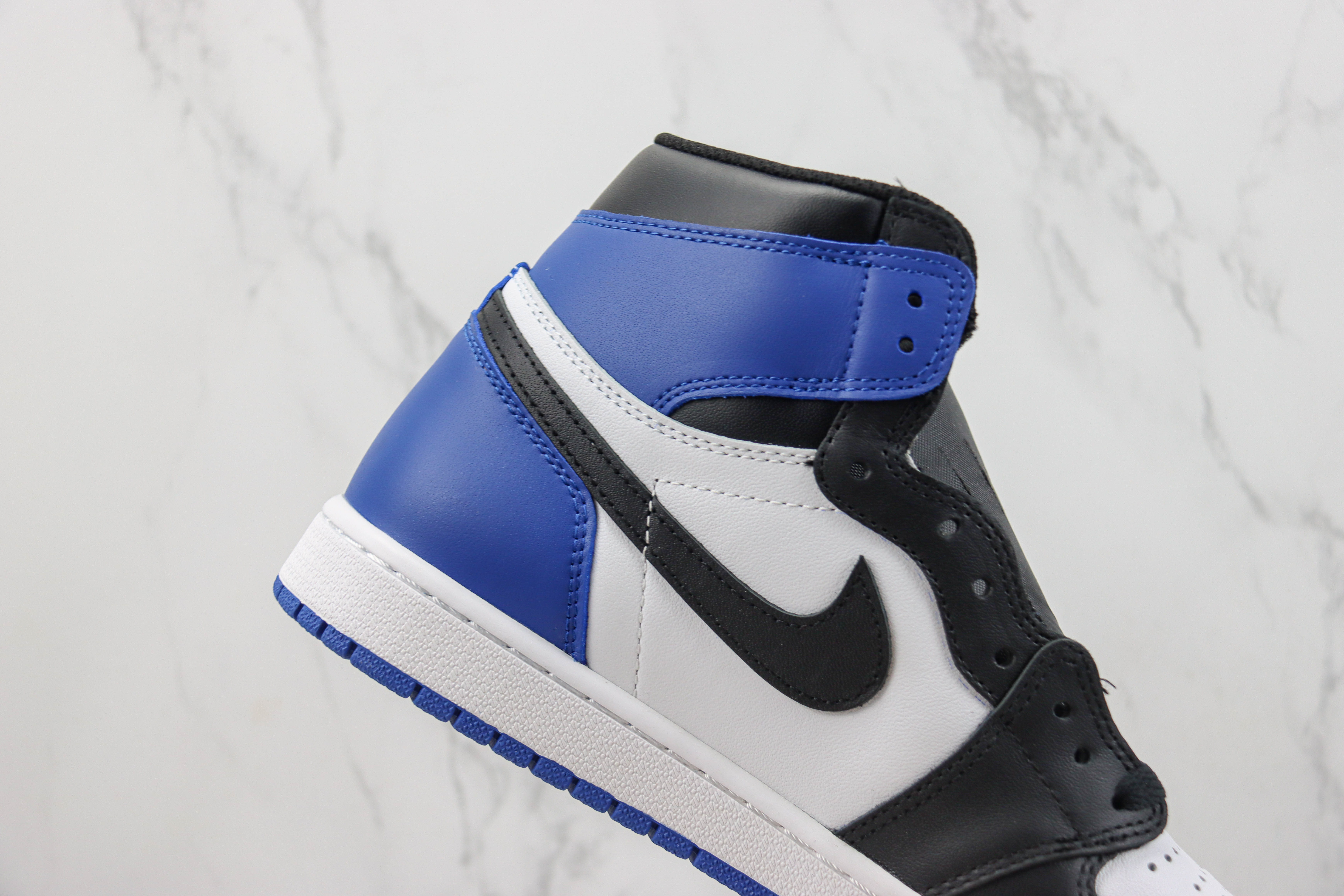 Air Jordan 1 Retro High OG x Fragment Design