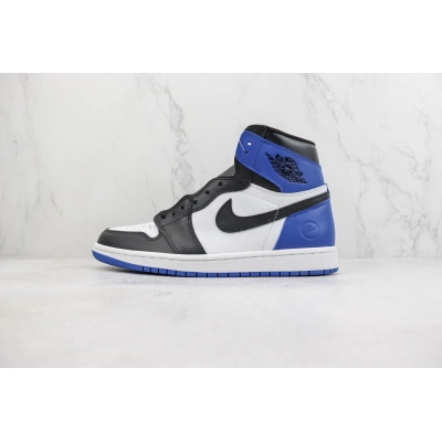 Air Jordan 1 Retro High OG x Fragment Design 01