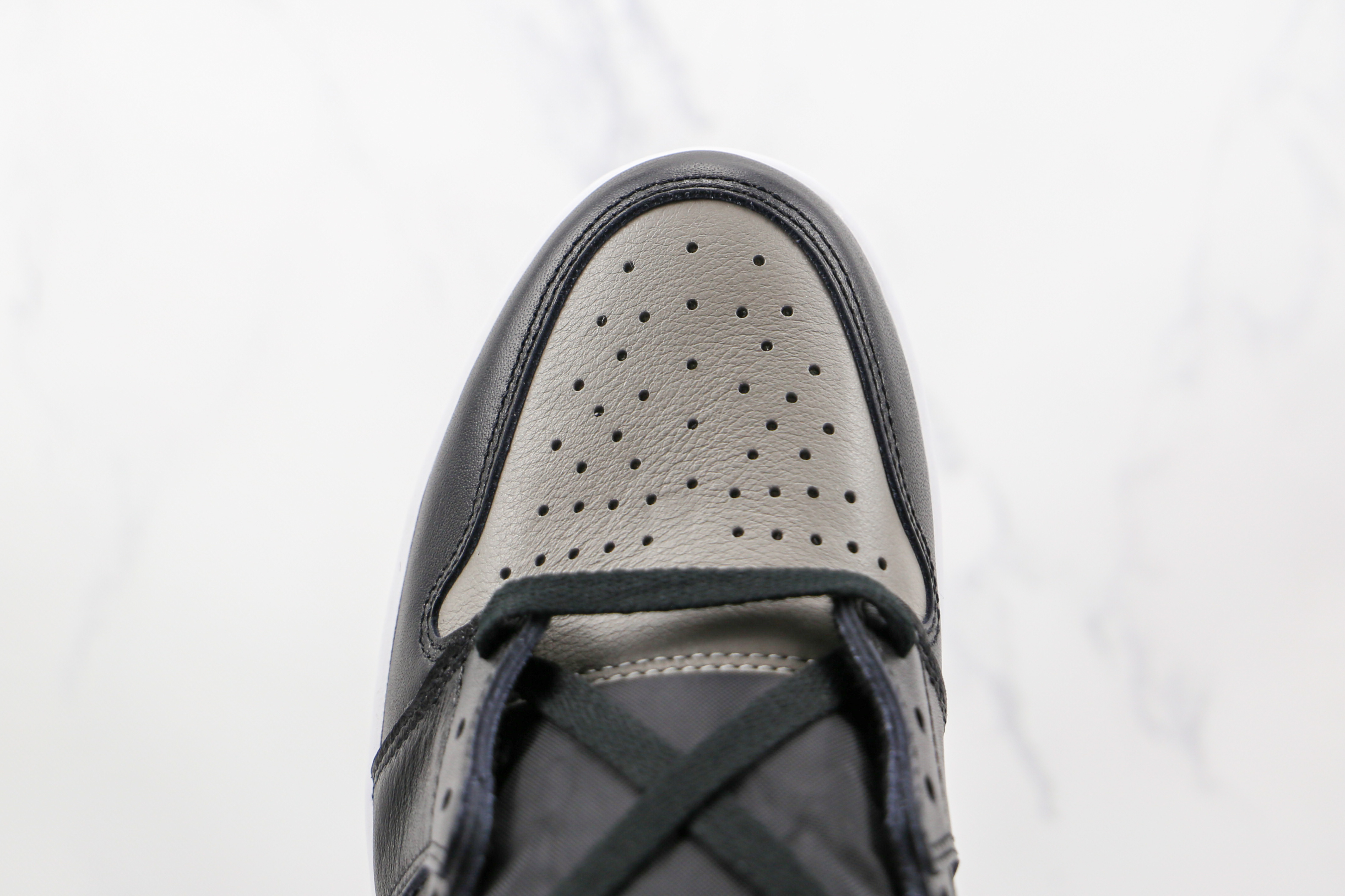 Air Jordan 1 Retro  High OG “Sahdow”