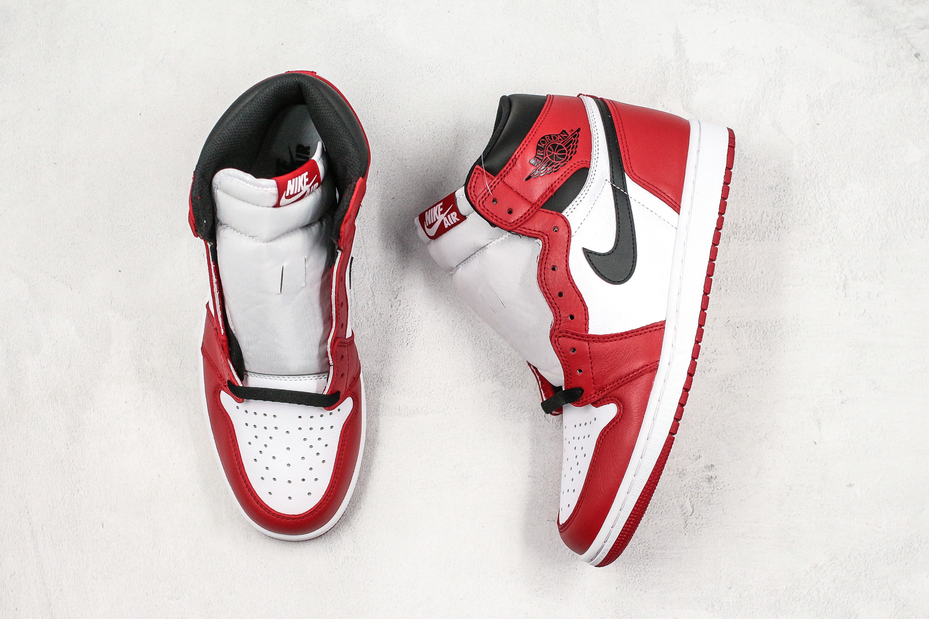 Air Jordan 1 High OG “Chicago