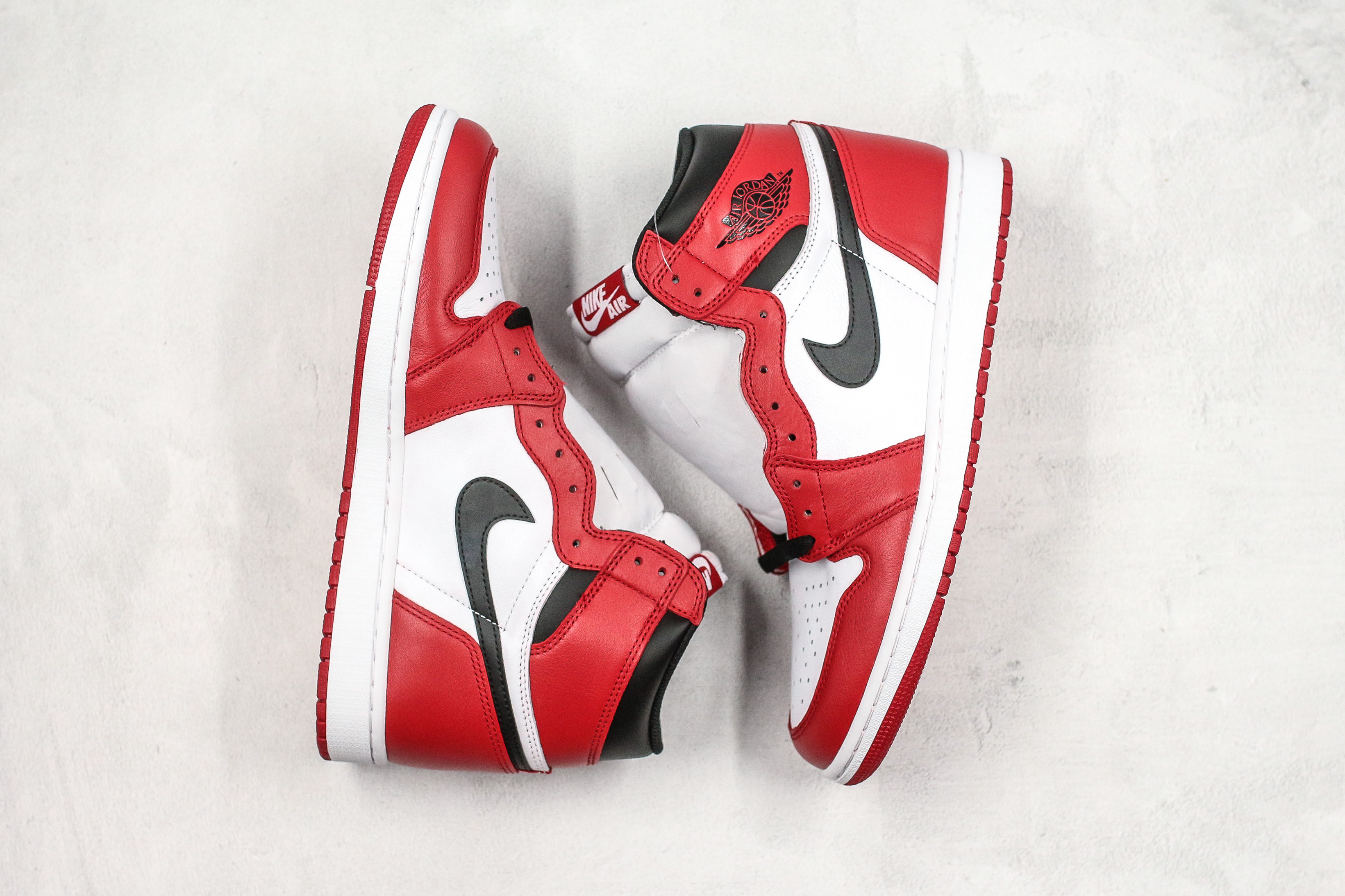 Air Jordan 1 High OG “Chicago