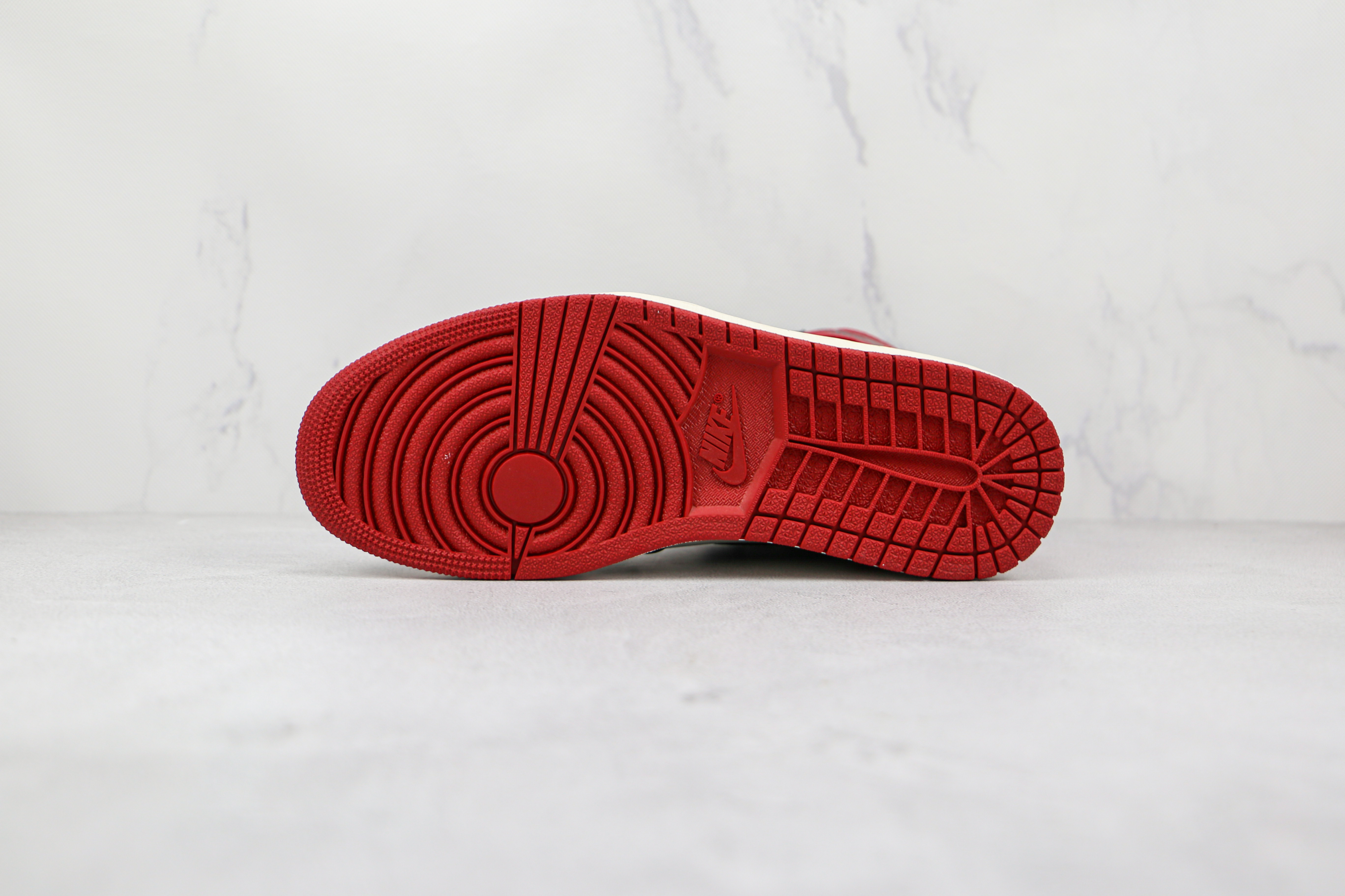 Air Jordan 1 High OG“Bred Toe”