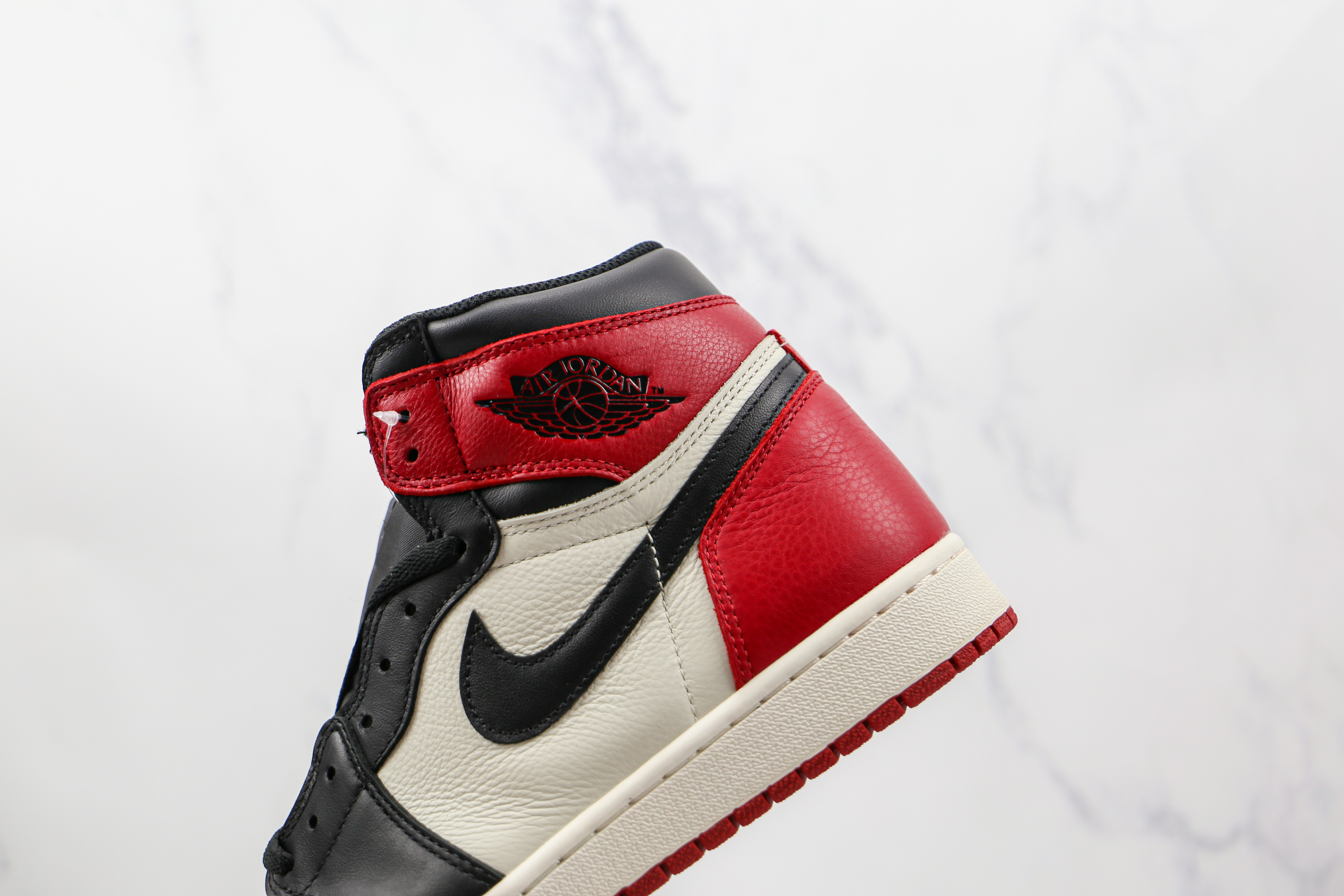 Air Jordan 1 High OG“Bred Toe”