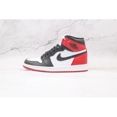 Air Jordan 1 OG High 'Black Toe' 01