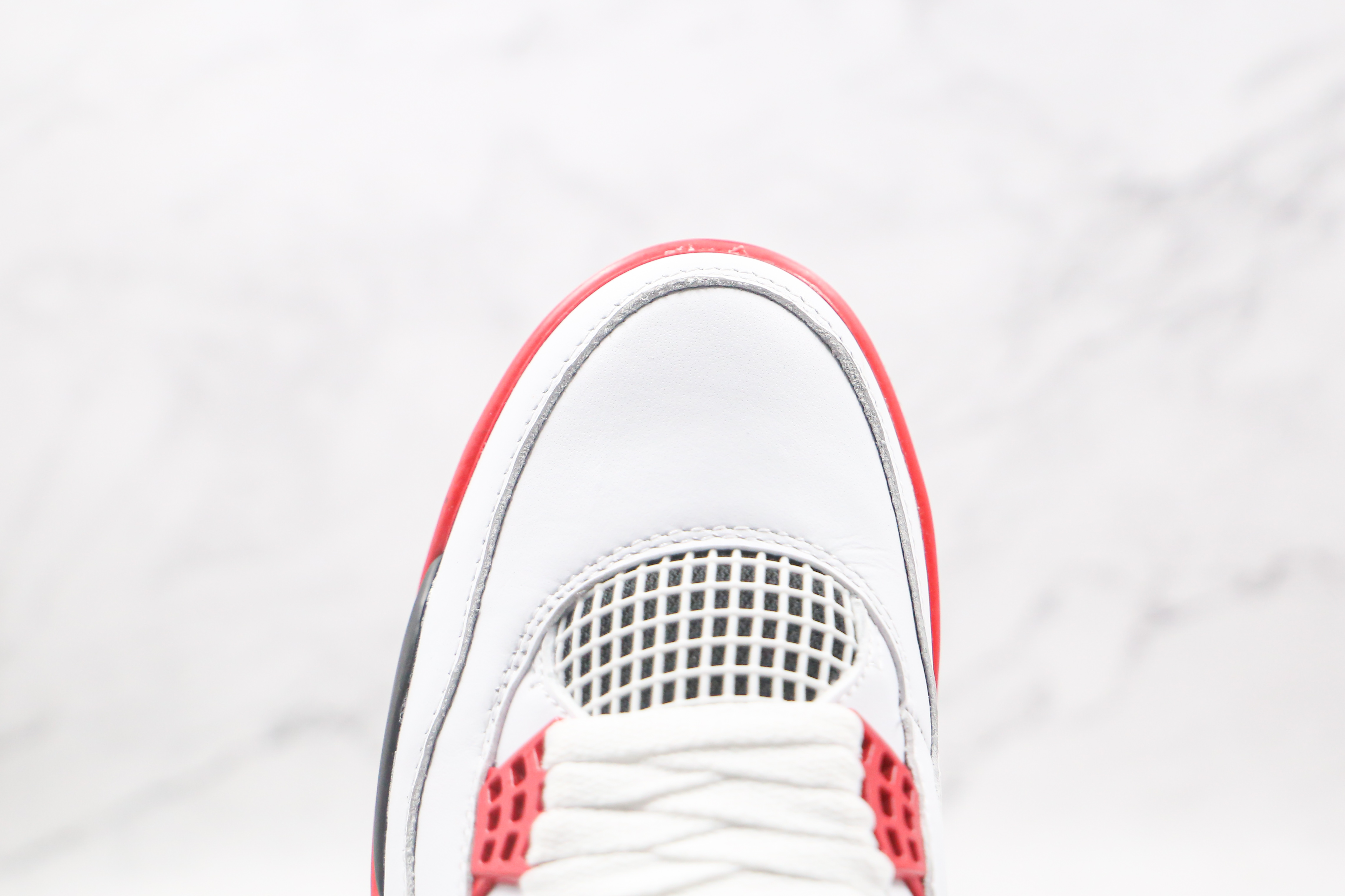 Air Jordan 4 Fire Red