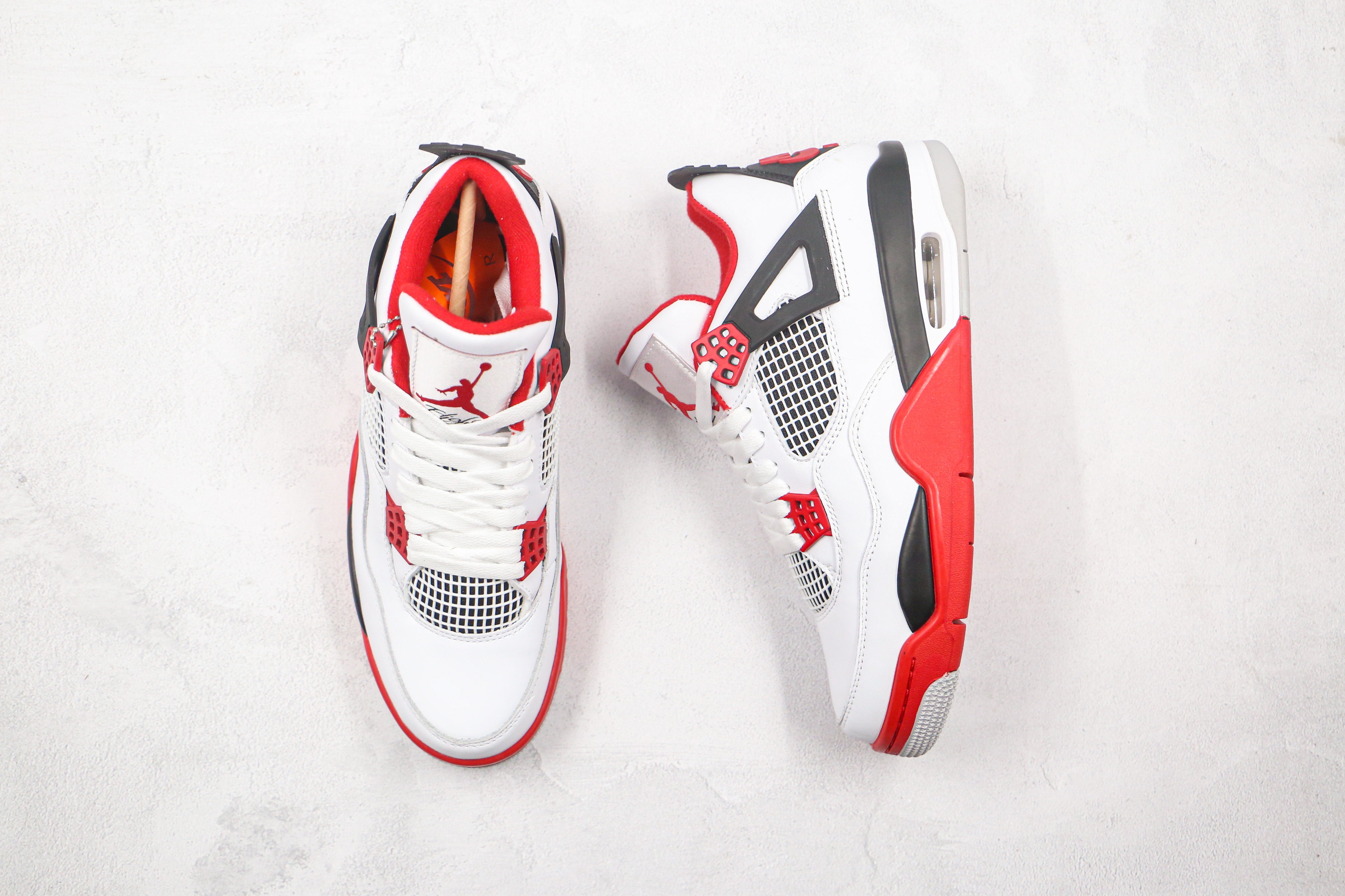 Air Jordan 4 Fire Red