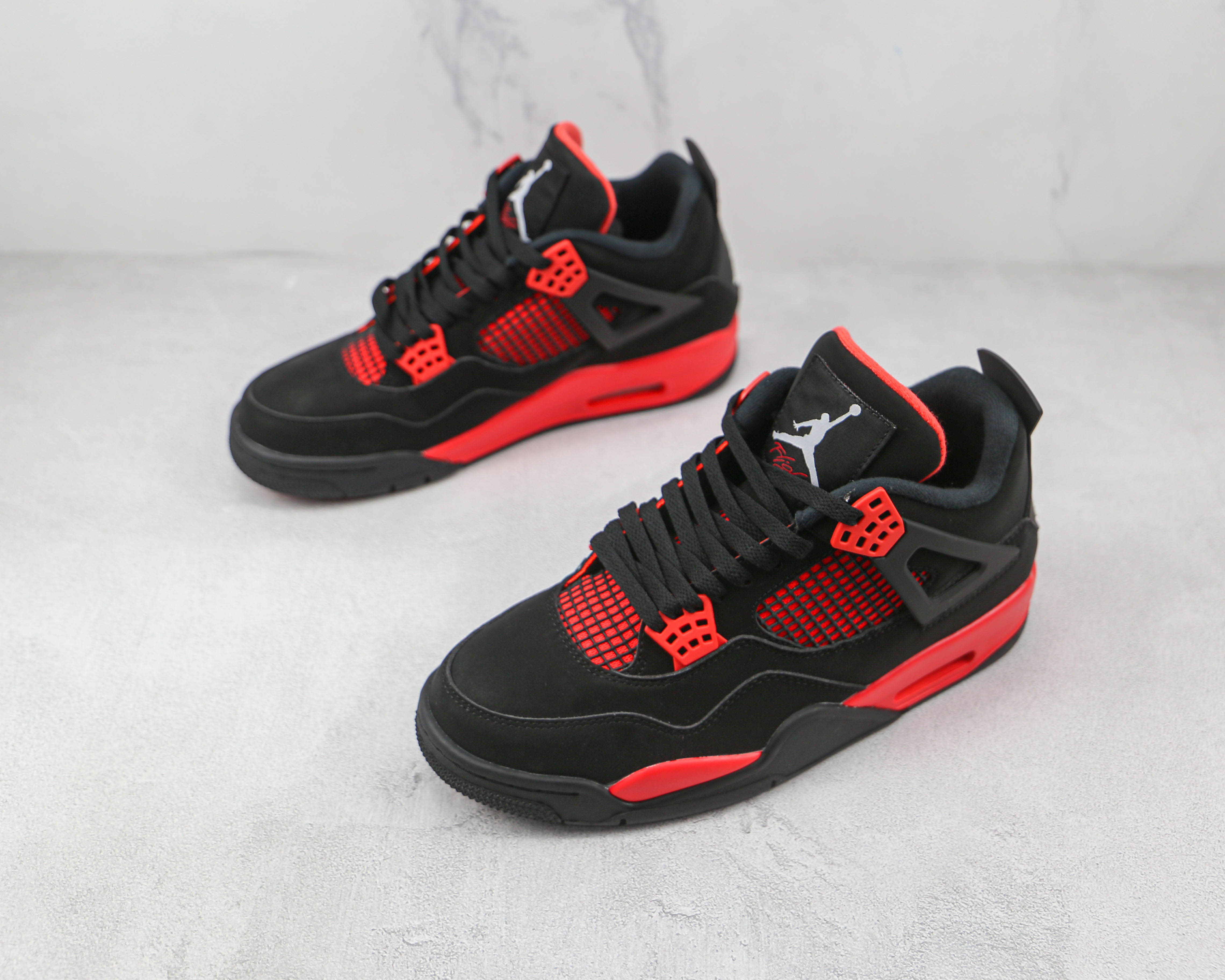 Air Jordan 4 Red Thunder