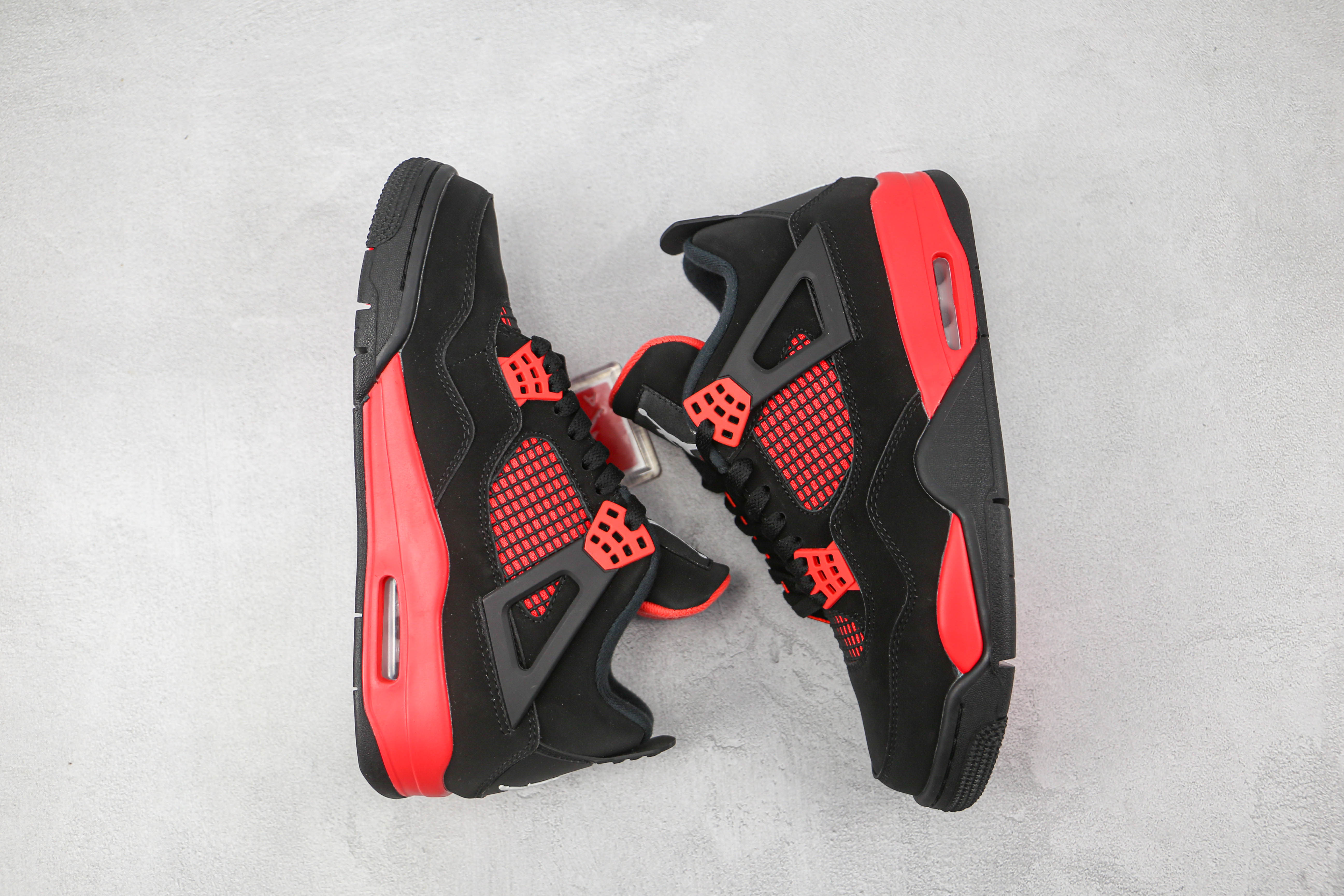 Air Jordan 4 Red Thunder
