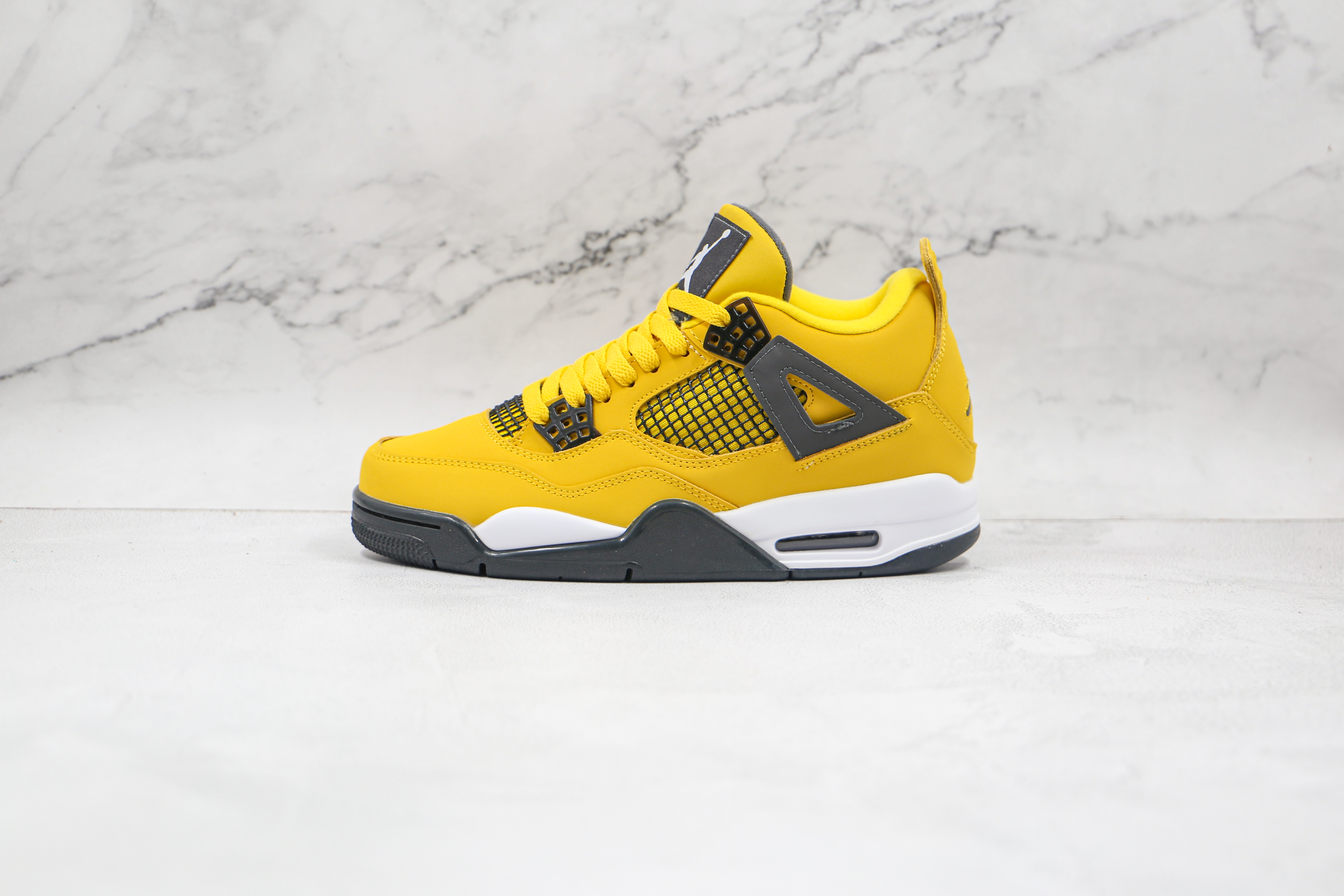 Air Jordan 4 Retro Lightning