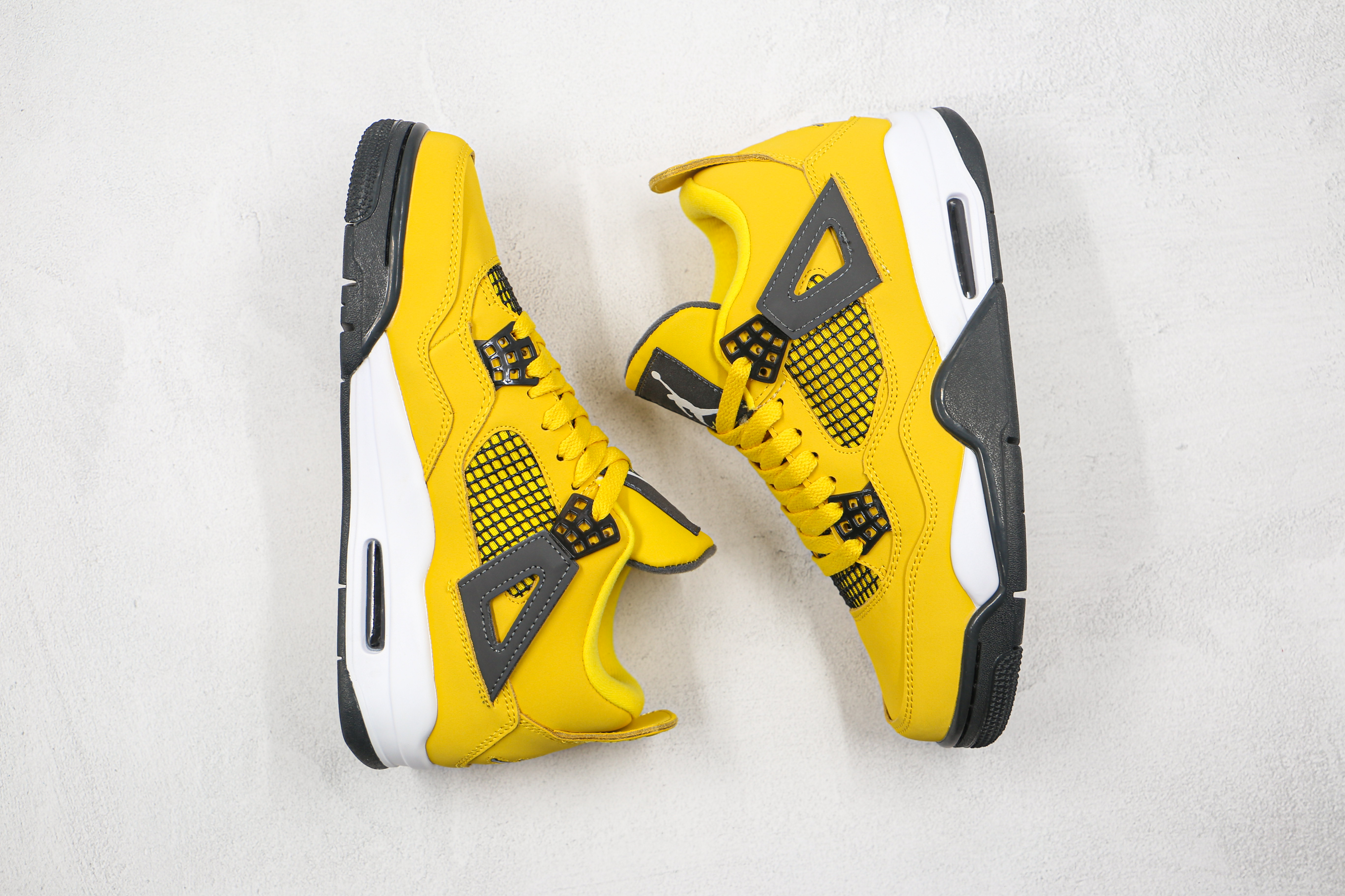 Air Jordan 4 Retro Lightning