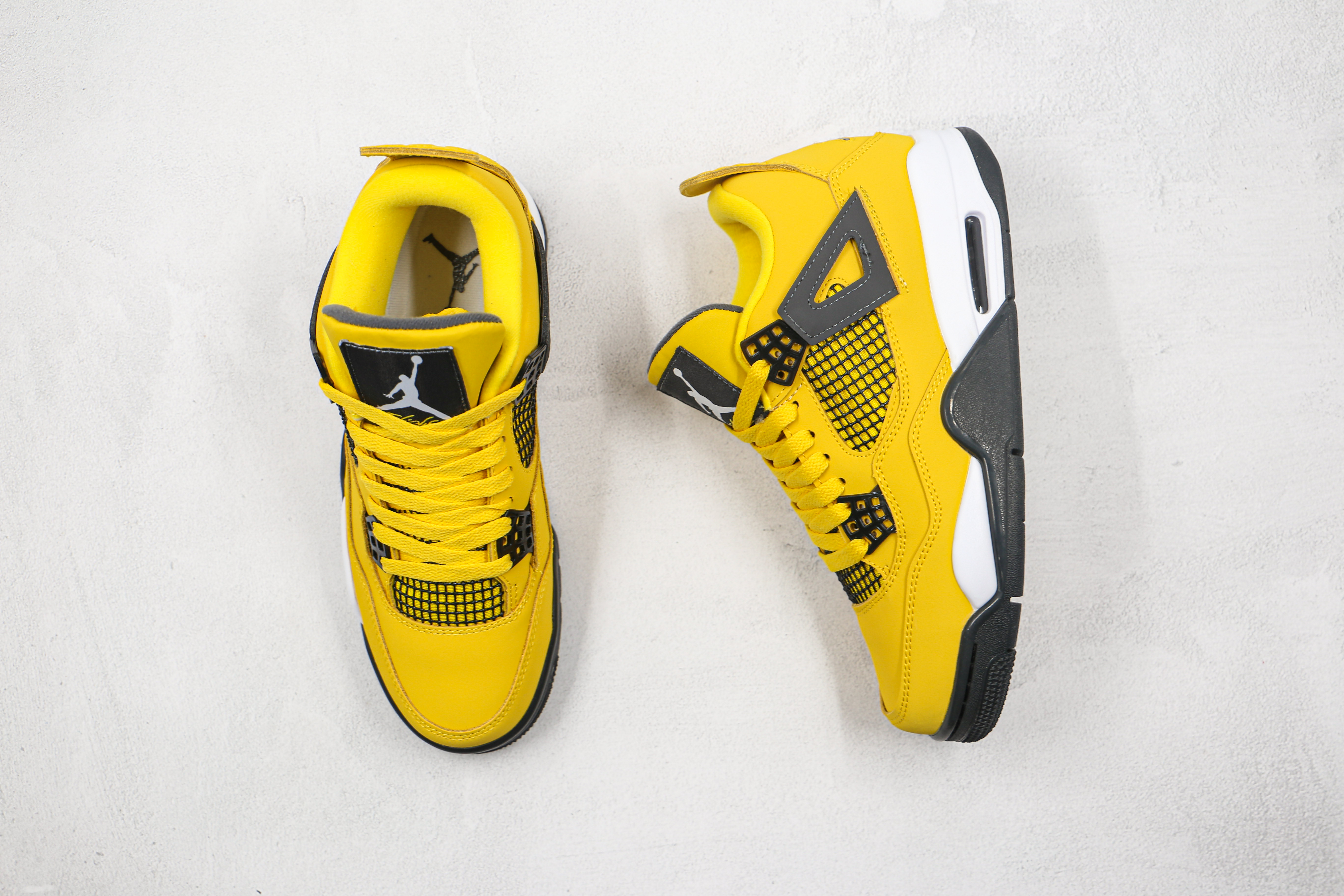 Air Jordan 4 Retro Lightning