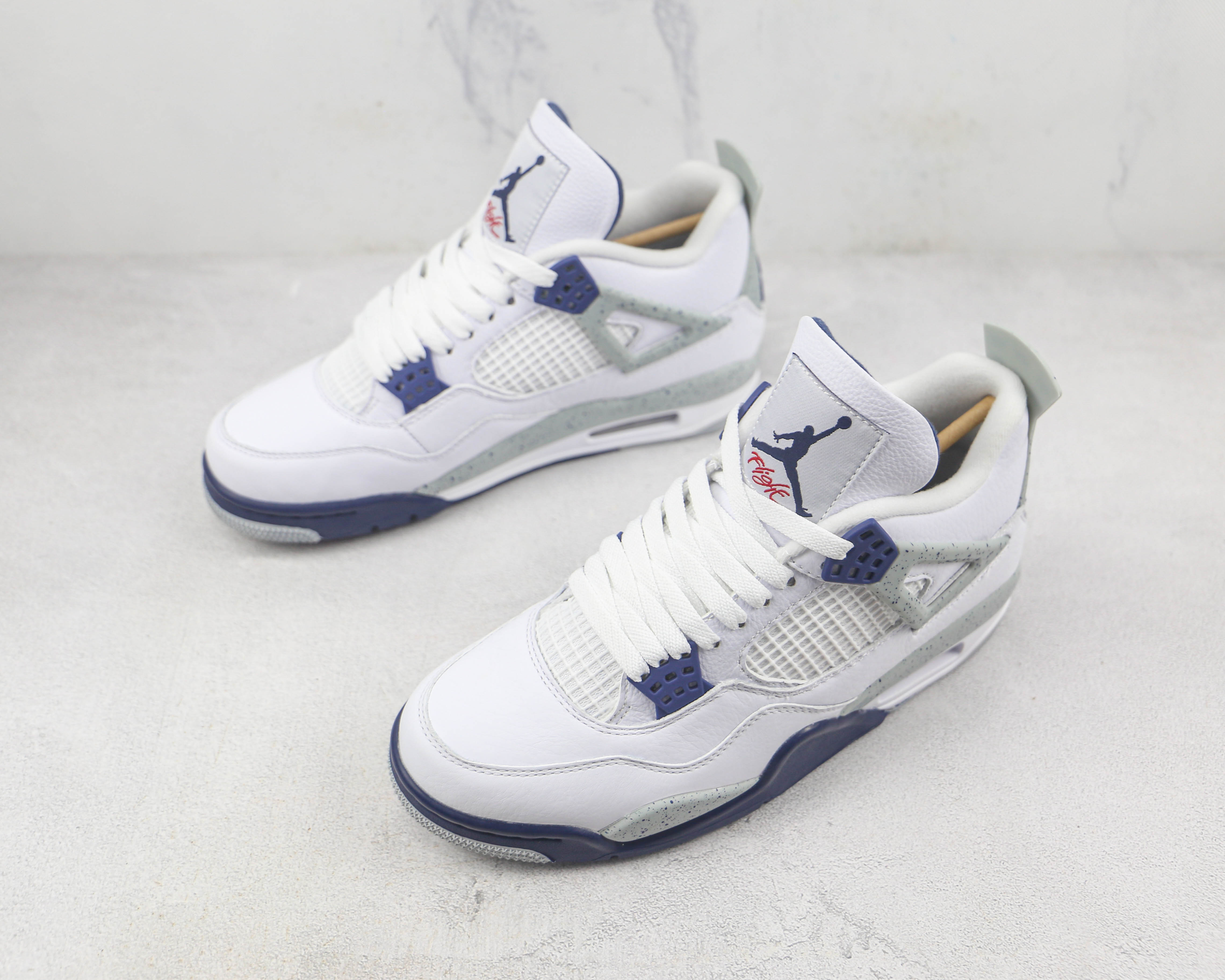 Air Jordan 4 Retro Midnight Navy