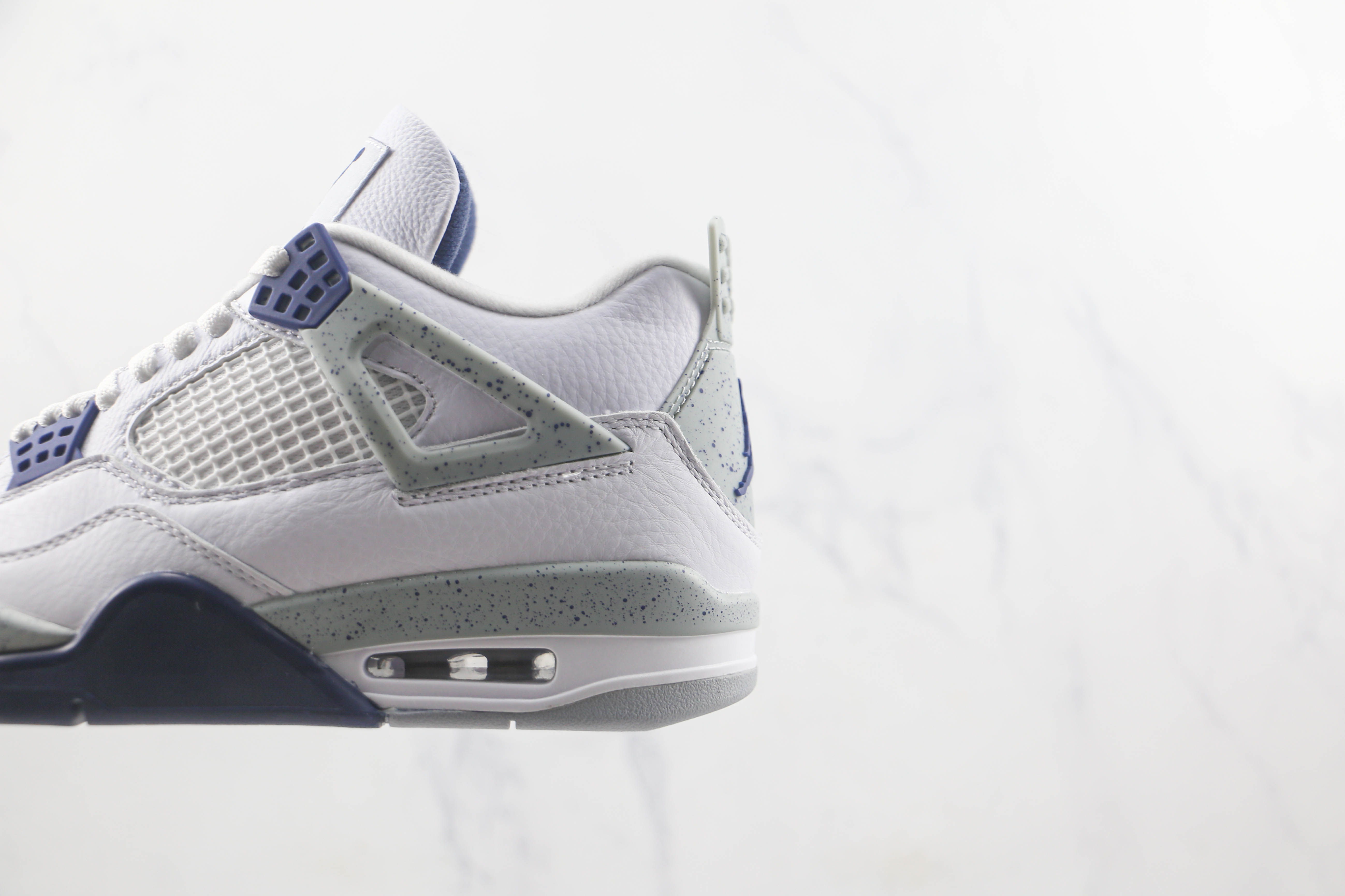 Air Jordan 4 Retro Midnight Navy