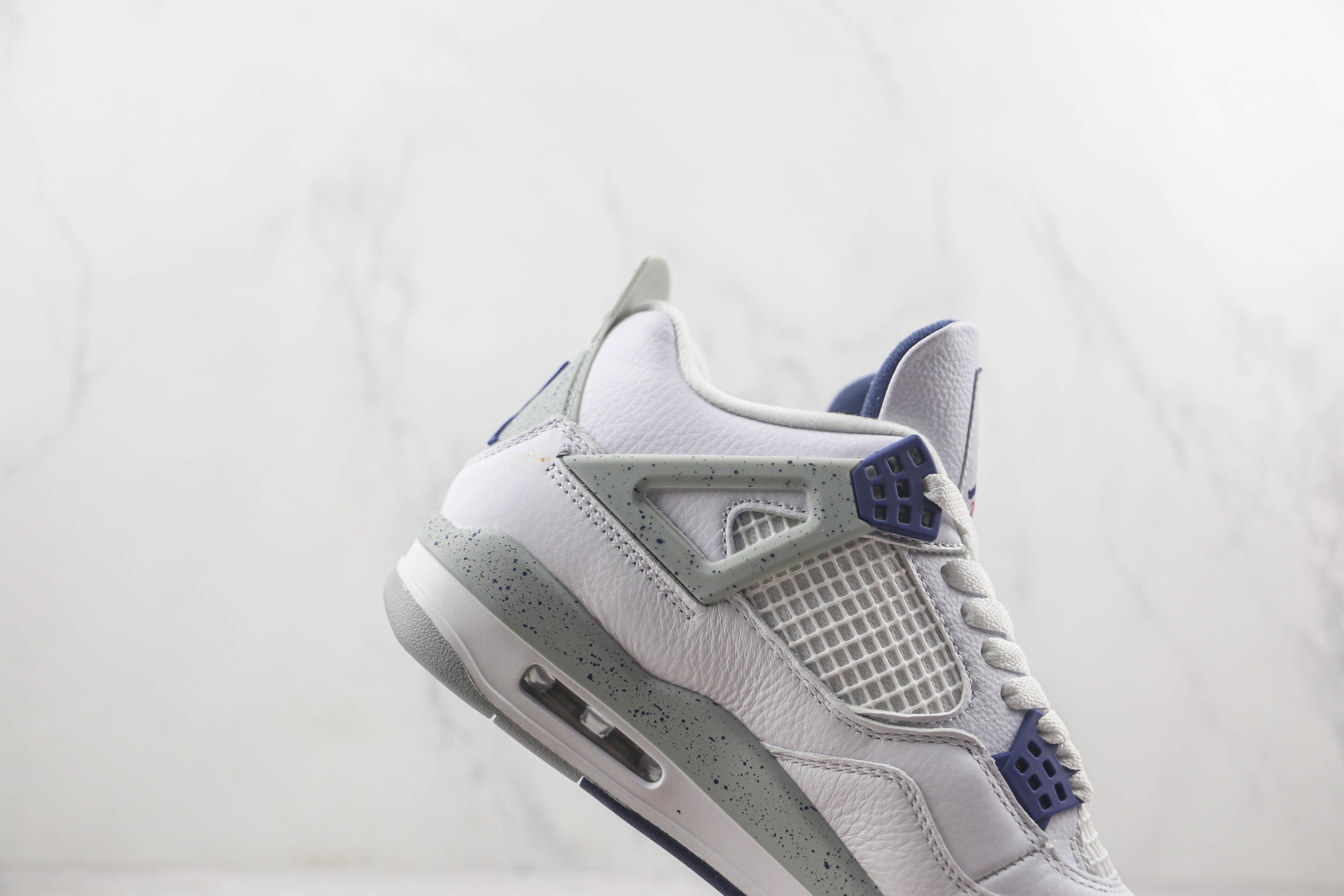 Air Jordan 4 Retro Midnight Navy