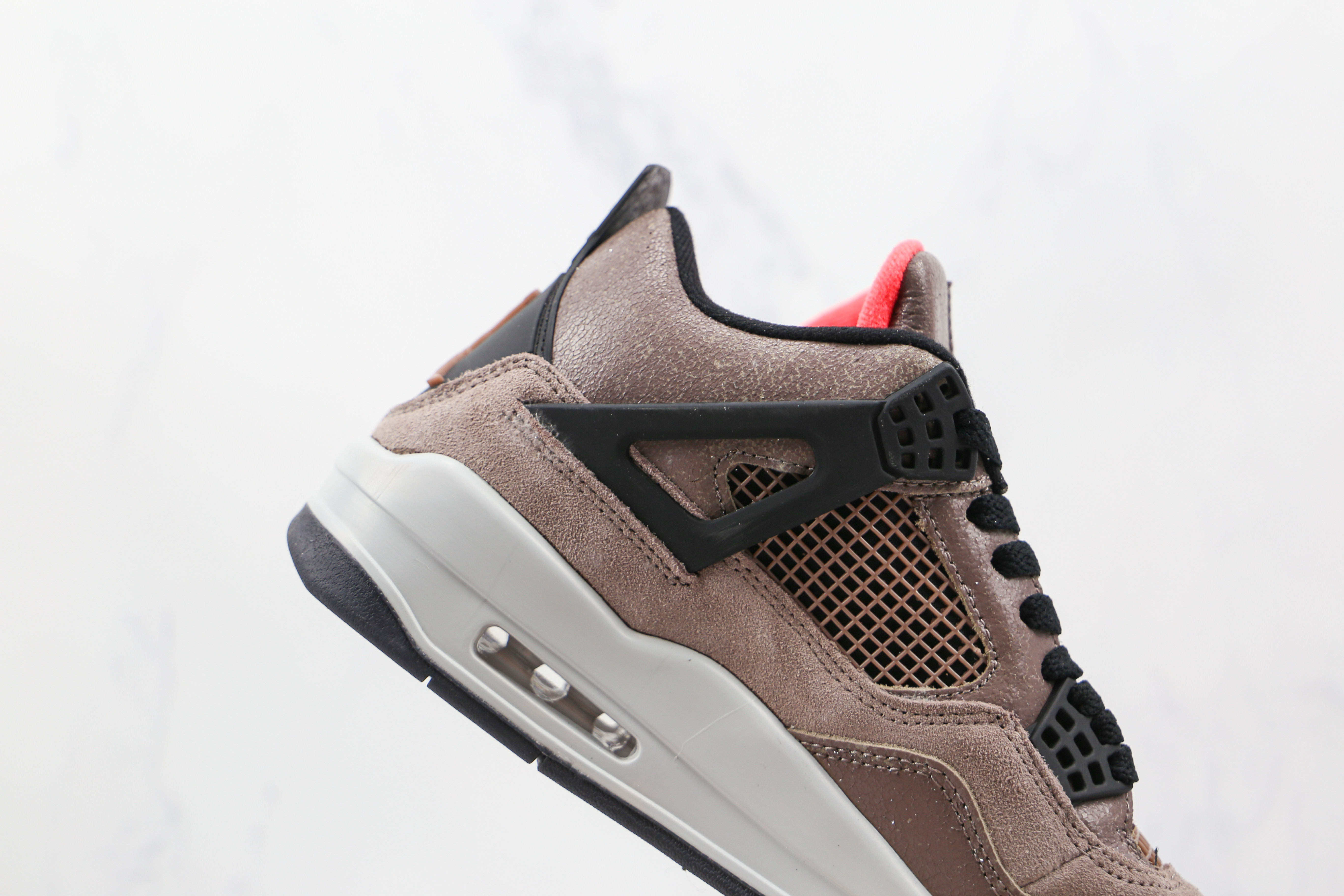 Air Jordan 4 Retro Taupe Haze