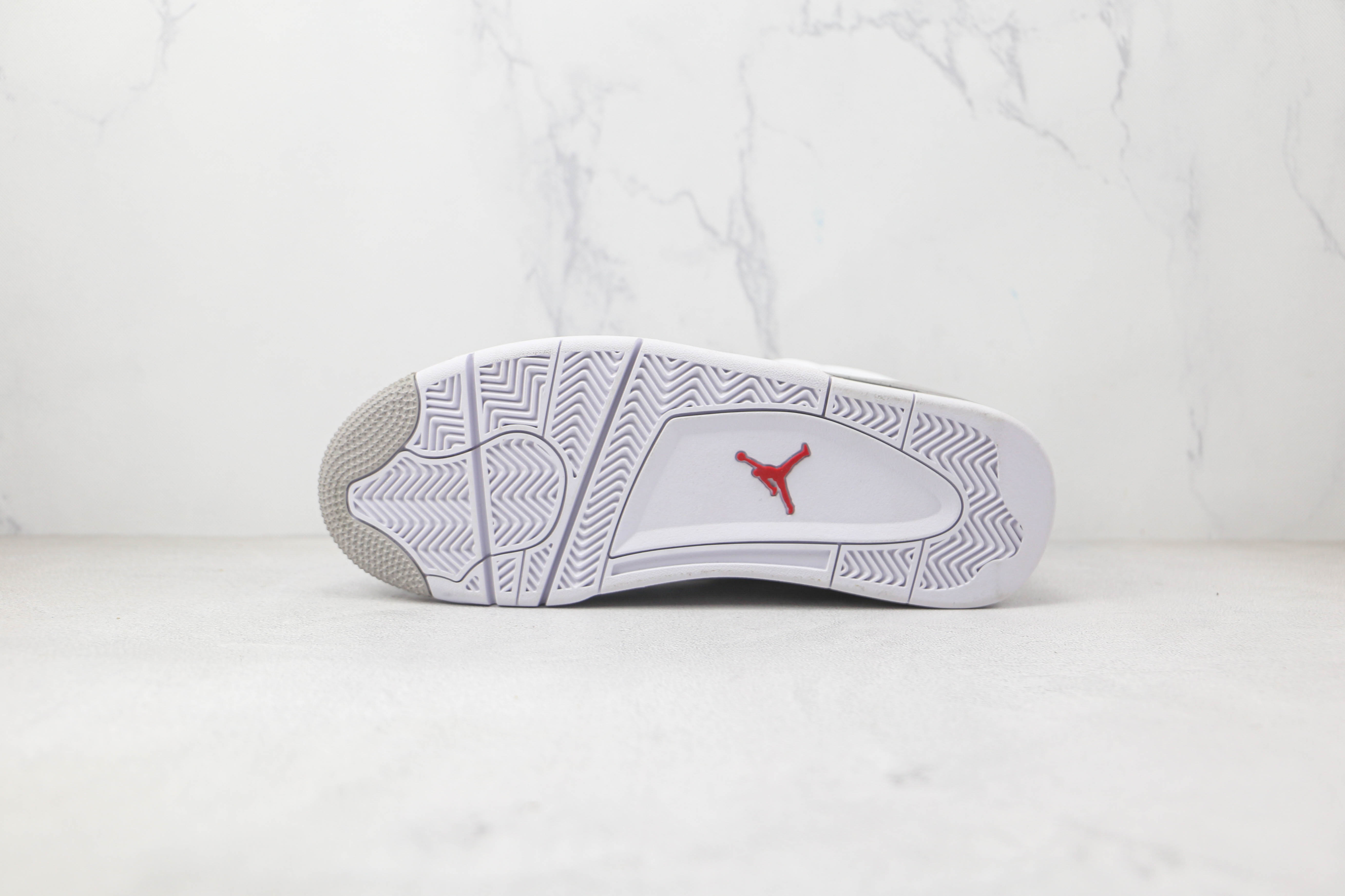 Air Jordan 4 Retro Tech White