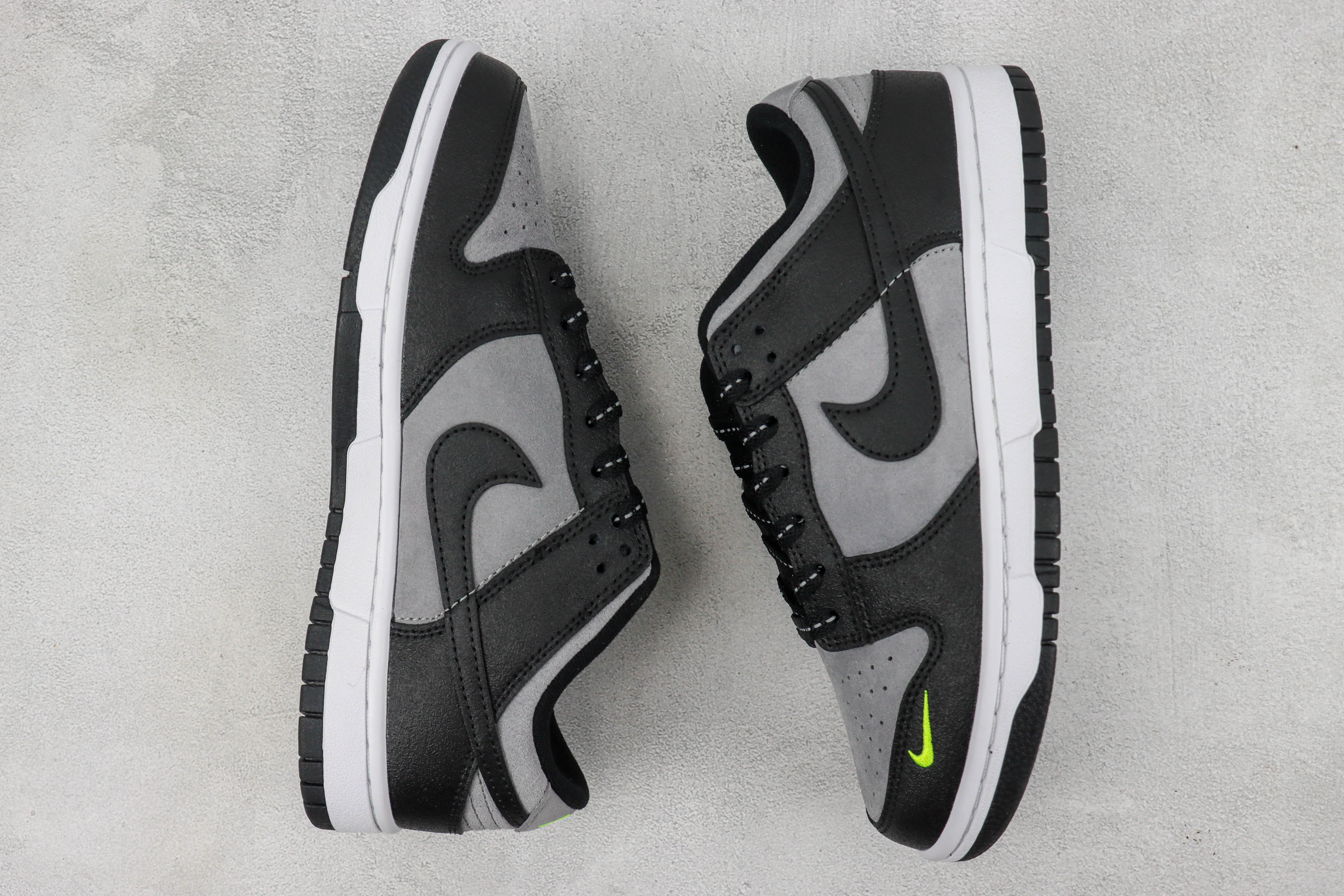 Nike Dunk Low Black Gray Green