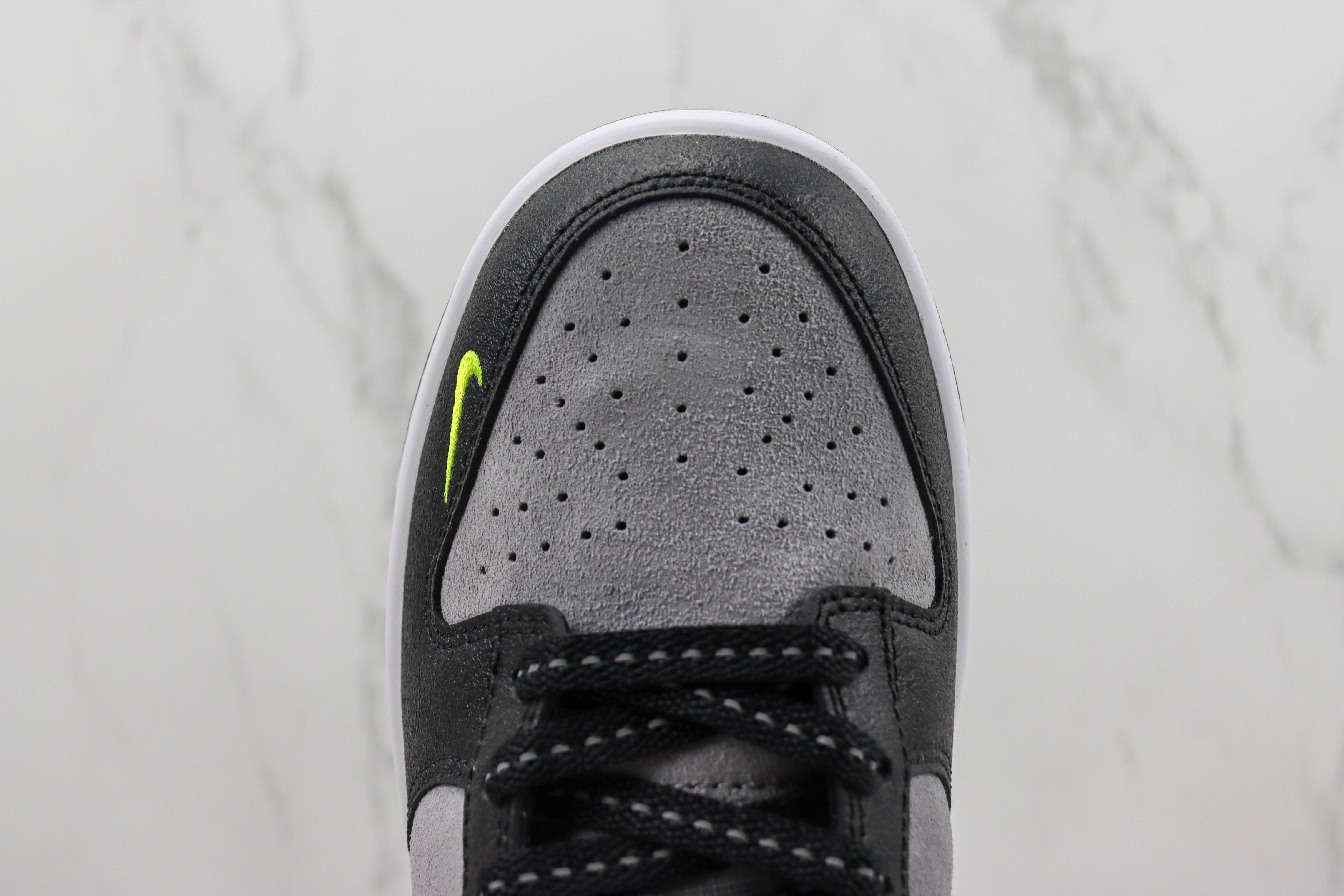 Nike Dunk Low Black Gray Green