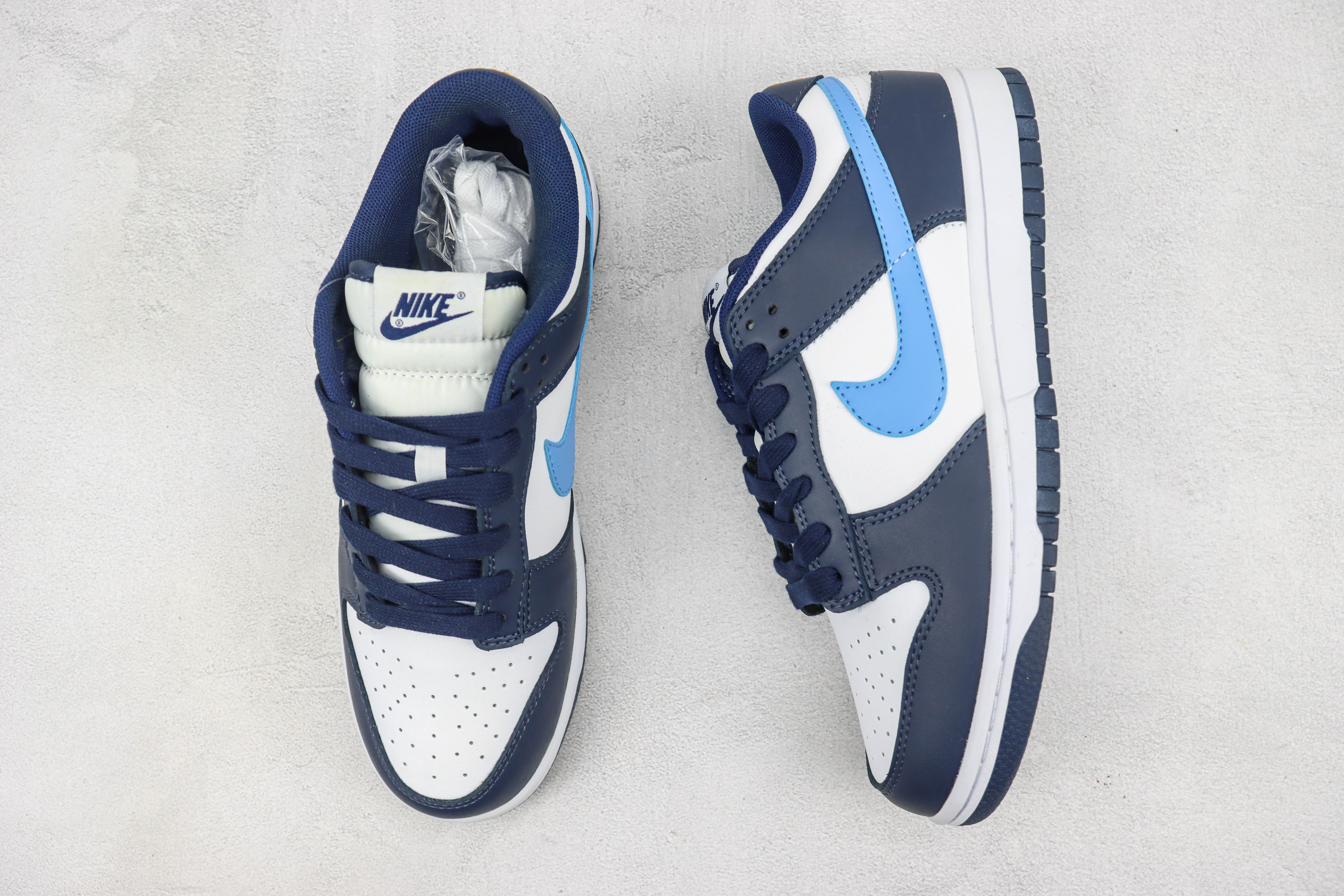 Nike Dunk Low Blue Hook