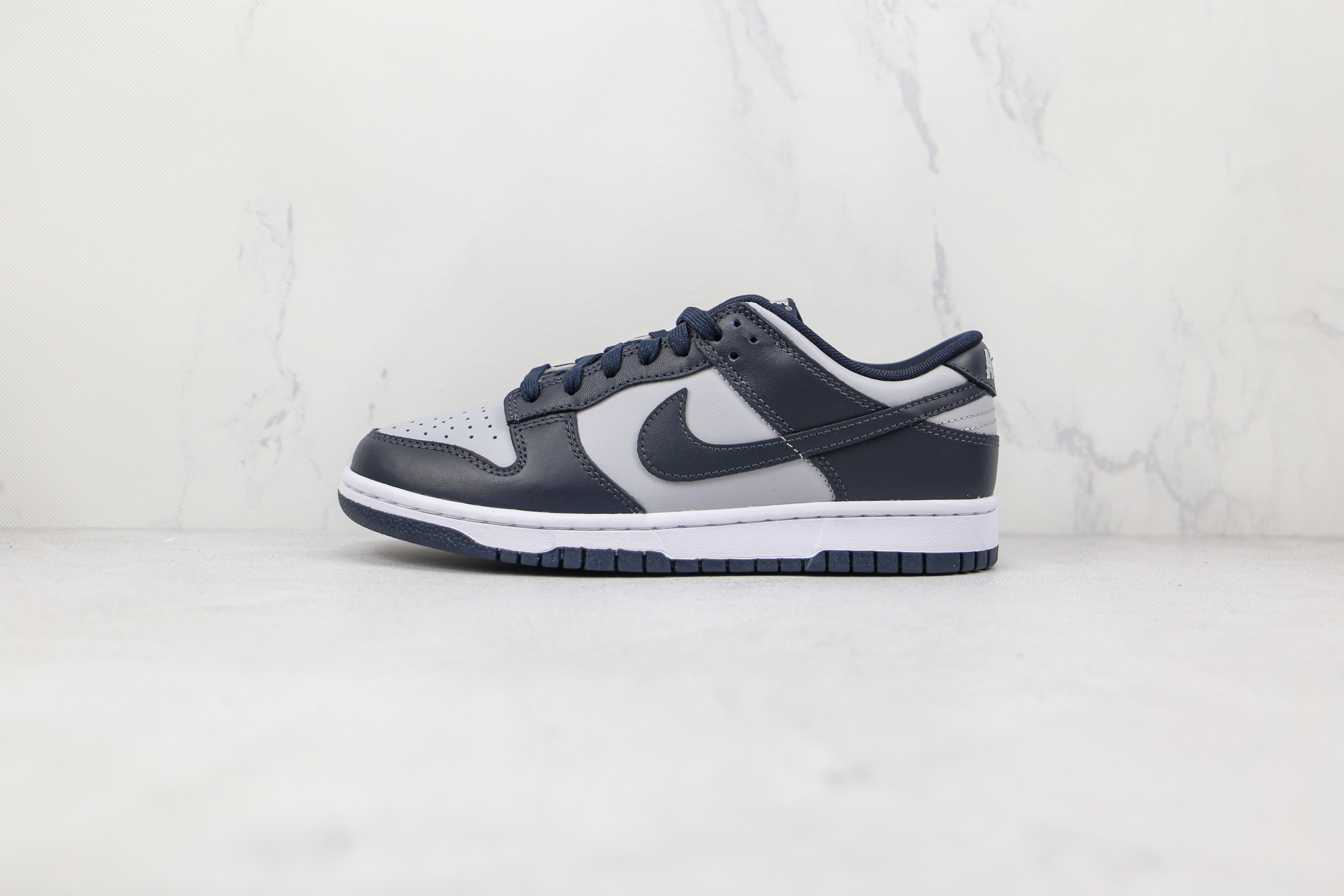 Nike Dunk Low George Town