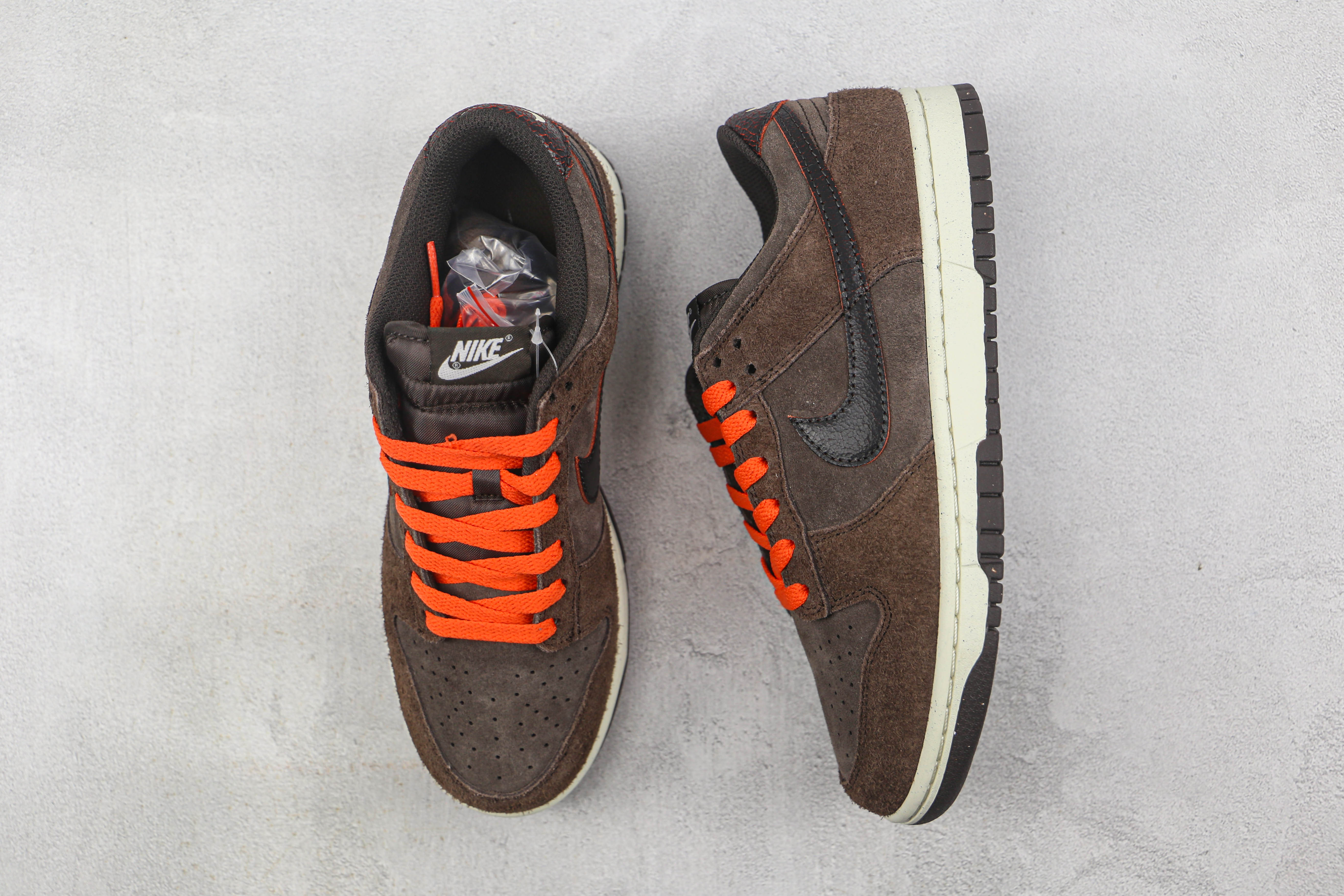 Nike Dunk Low Baroque Brown