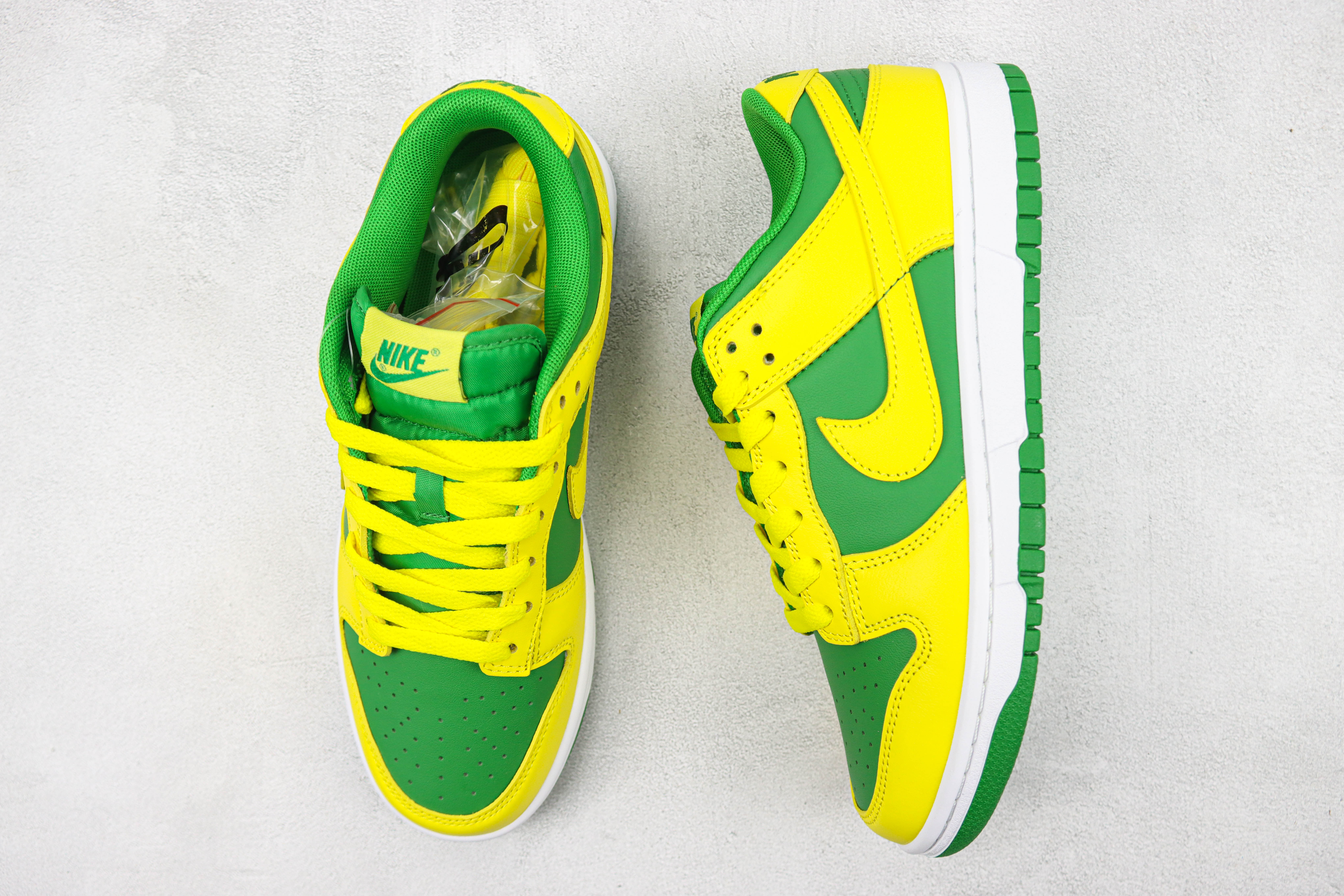 Nike Dunk Low Reverse Brazil